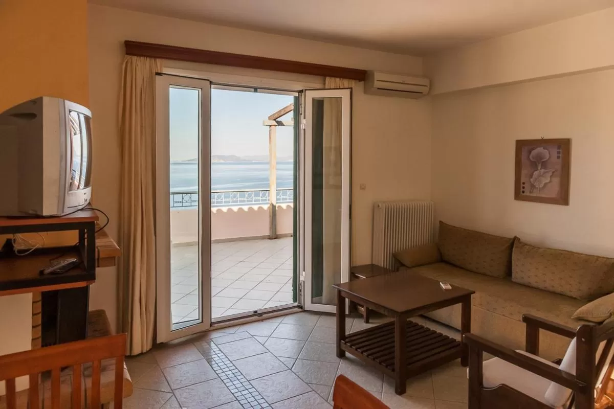 TV and multimedia in Epidavros Seascape