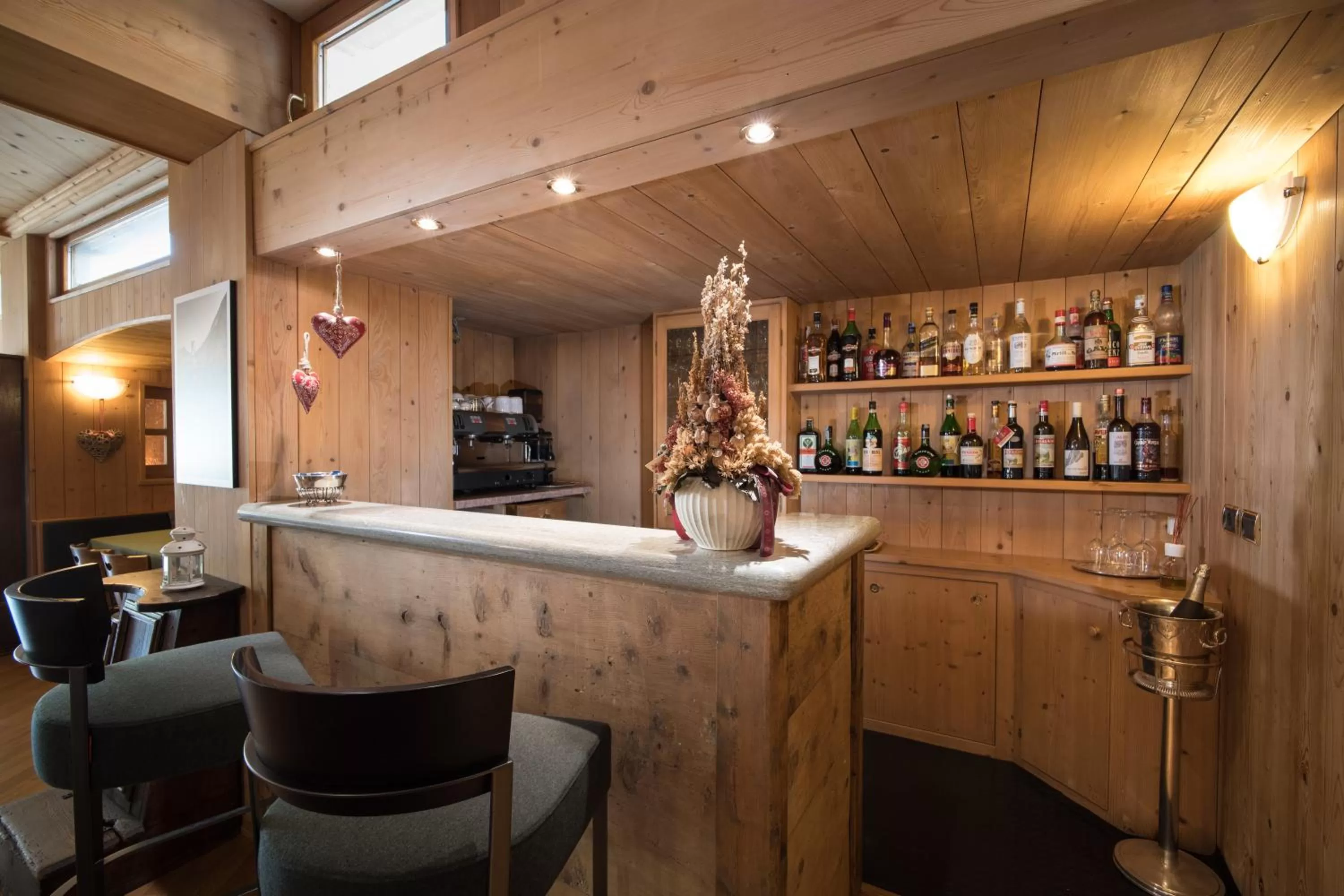 Communal lounge/ TV room in Meublè Garnì Della Contea