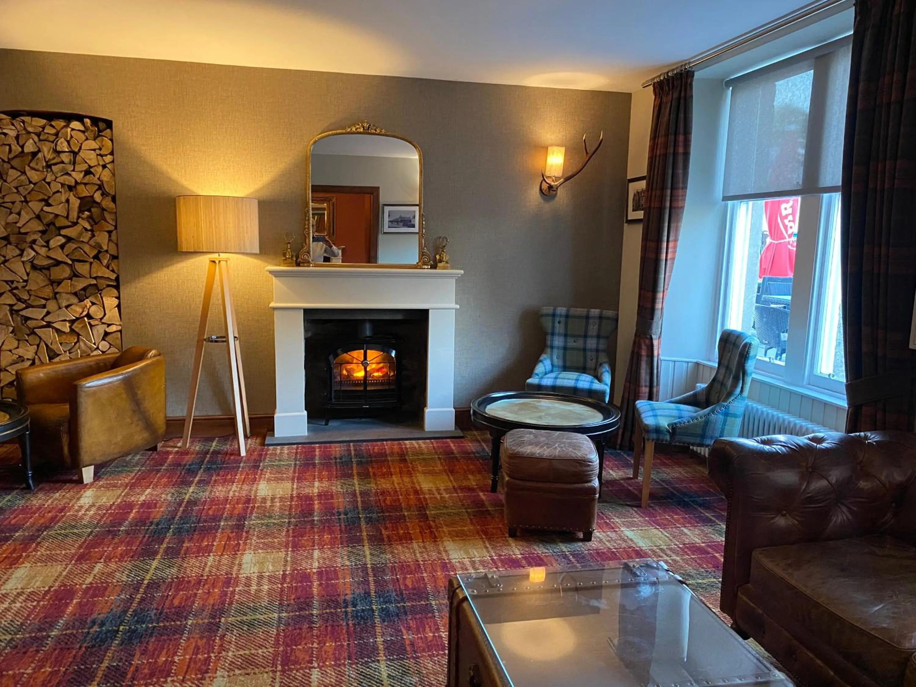 Seating area in Boat Country Inn and Restaurant