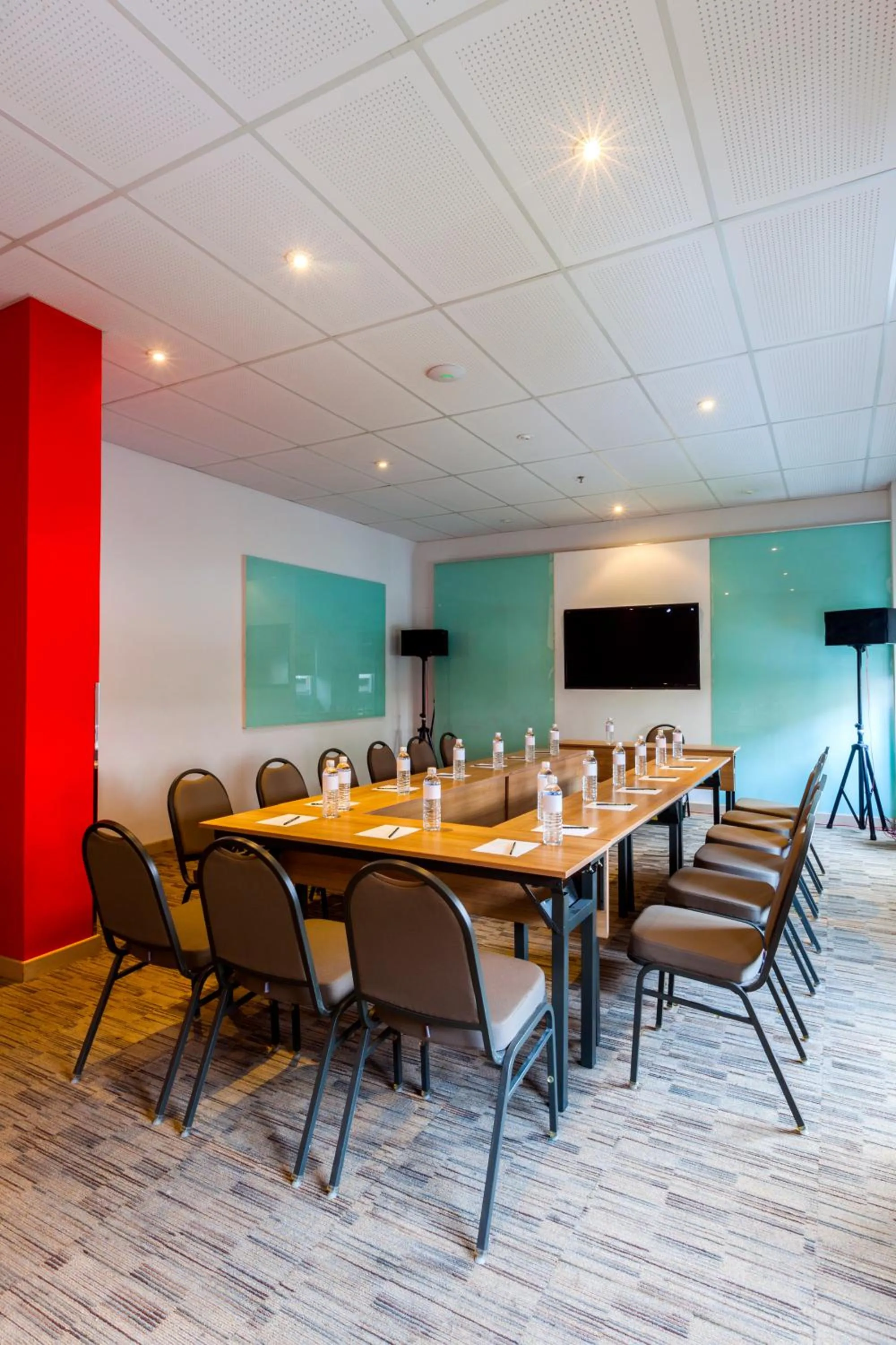 Meeting/conference room in Monoloog Hotel Pekanbaru