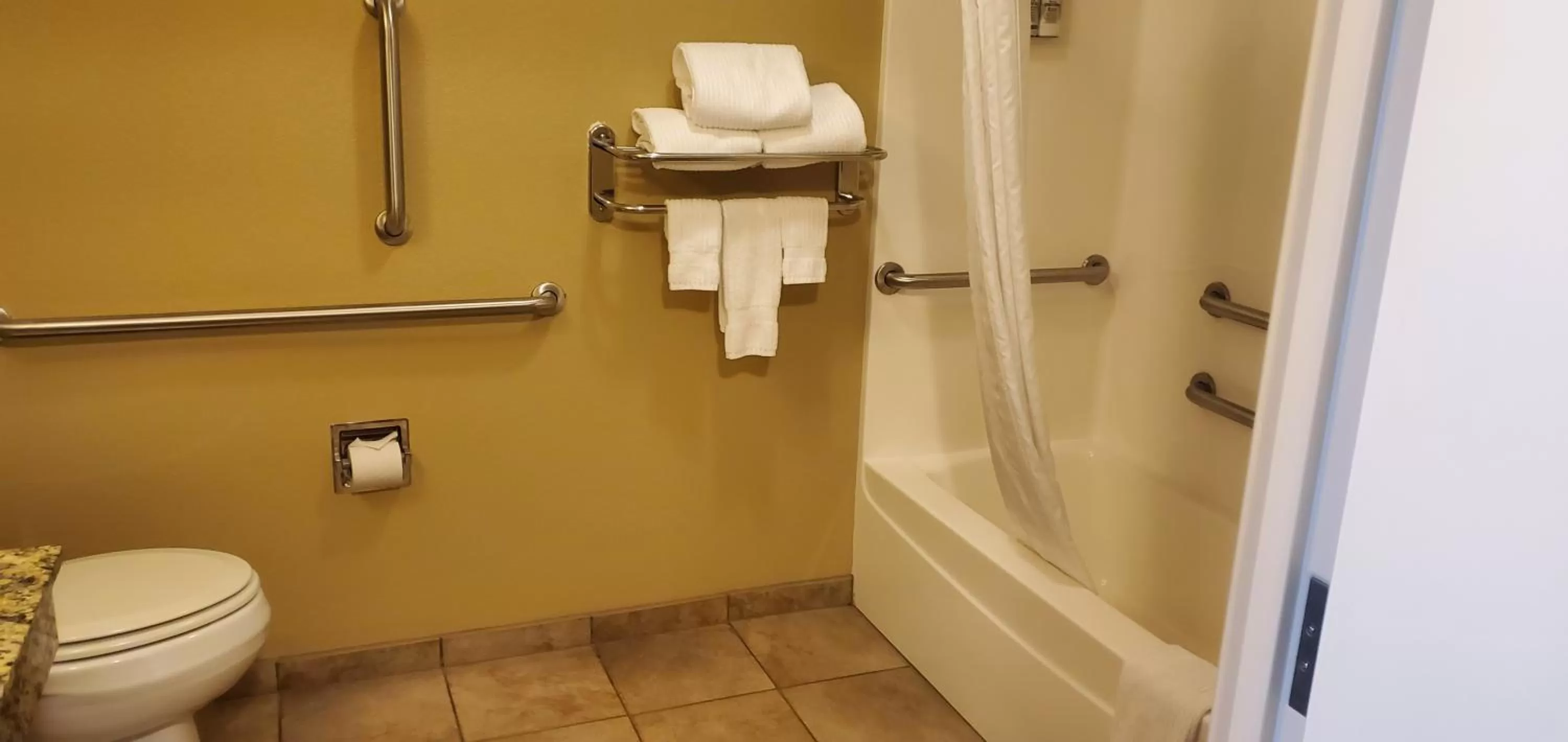 Candlewood Suites Champaign-Urbana University Area by IHG