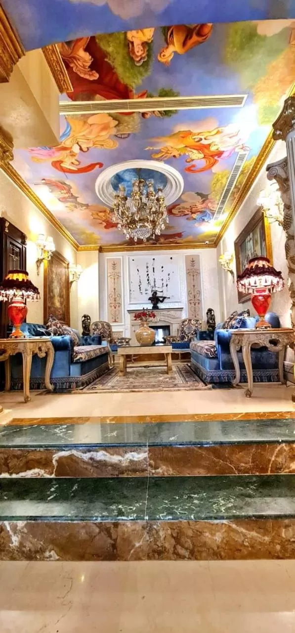 Living room in Q Hotel