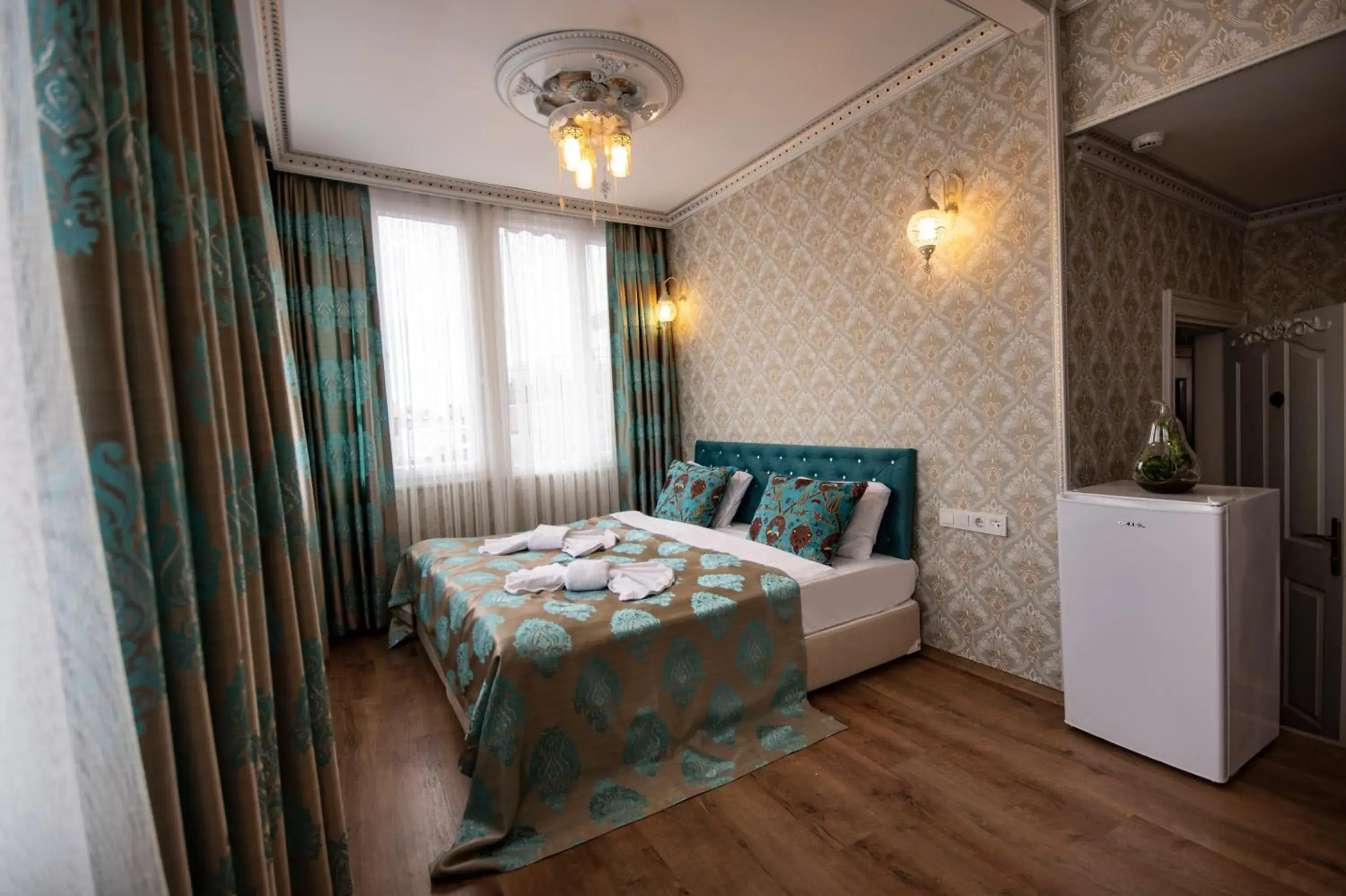 Deluxe Triple Room with Sea View in Paris Garden Hotel Istanbul Deluxe Triple Room with Sea View in Paris Garden Hotel Istanbul