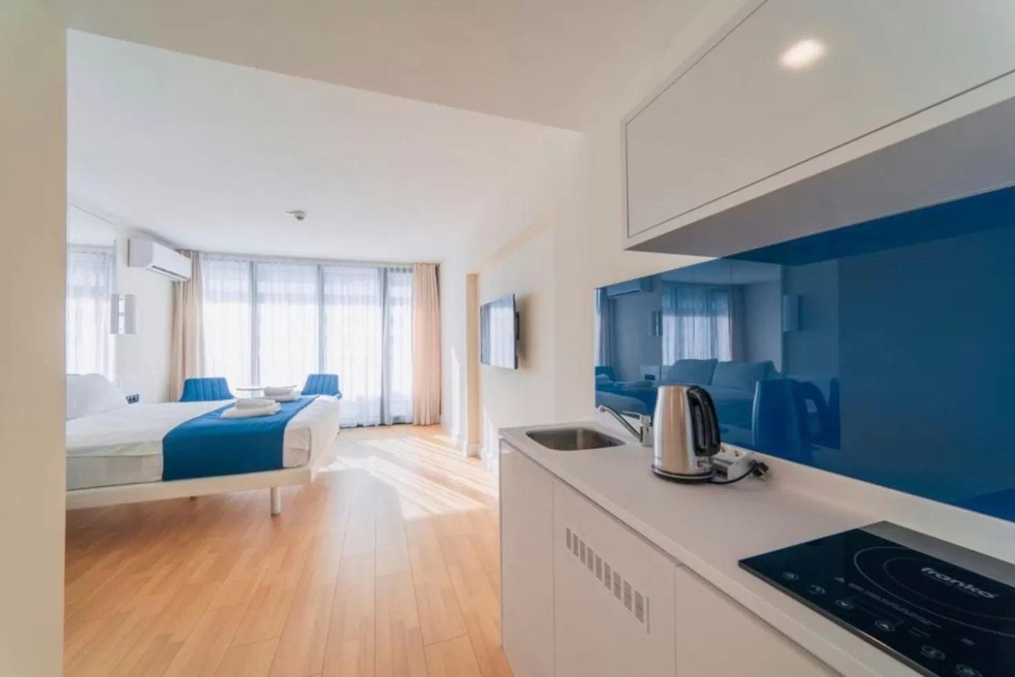 Kitchen or kitchenette, Kitchen/Kitchenette in Orbi City Business Class Aparthotel