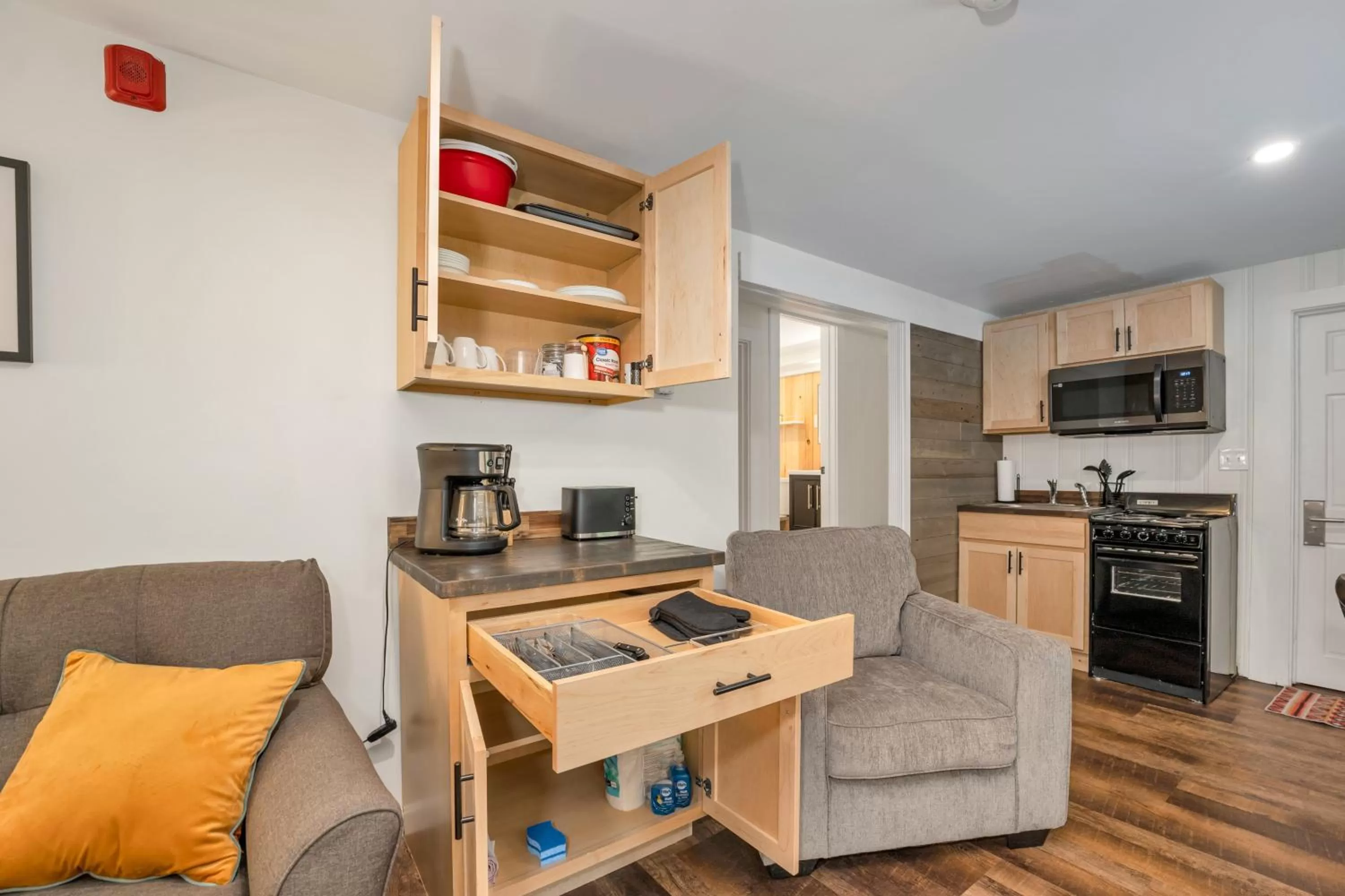 Coffee/tea facilities in The Inn & More