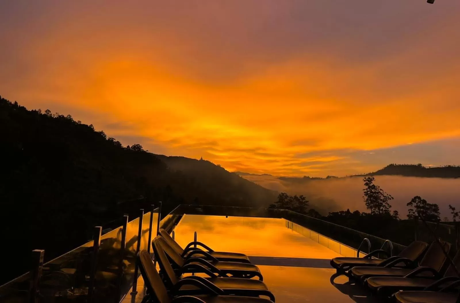 Swimming pool in Morning Dew Boutique Hotel Ella