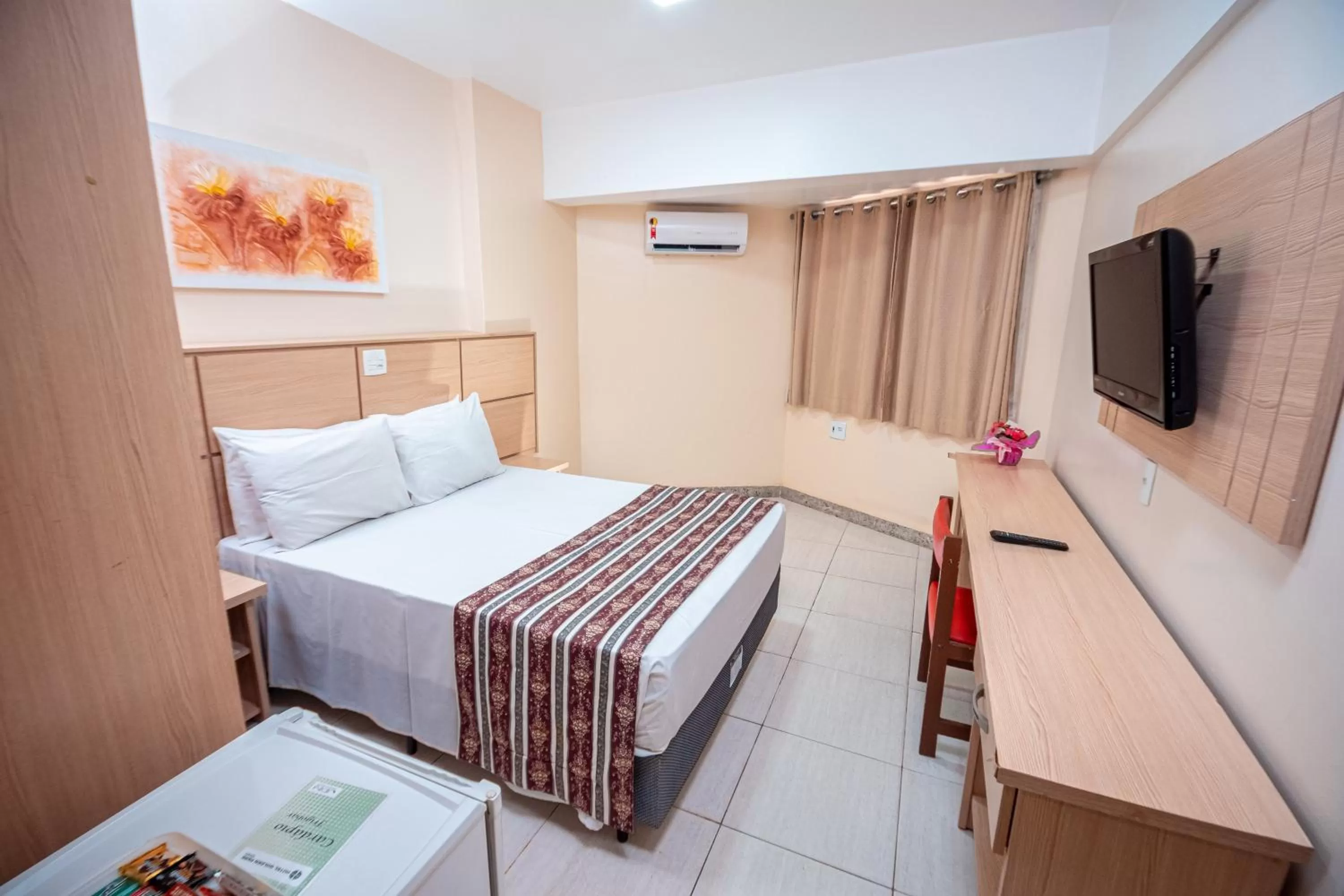 Bedroom, Bed in Hotel Golden Park Salvador By Nacional Inn