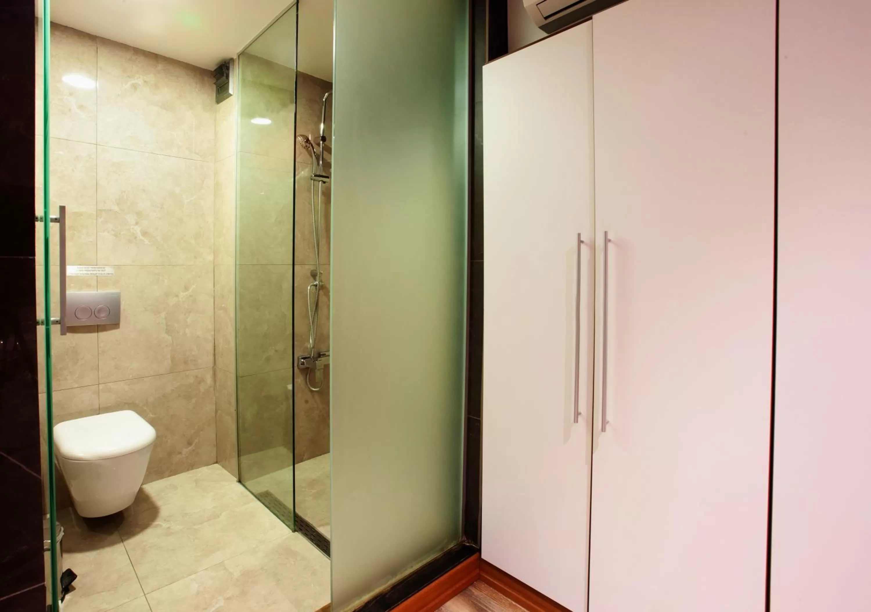 Bathroom in Duo Galata Hotel
