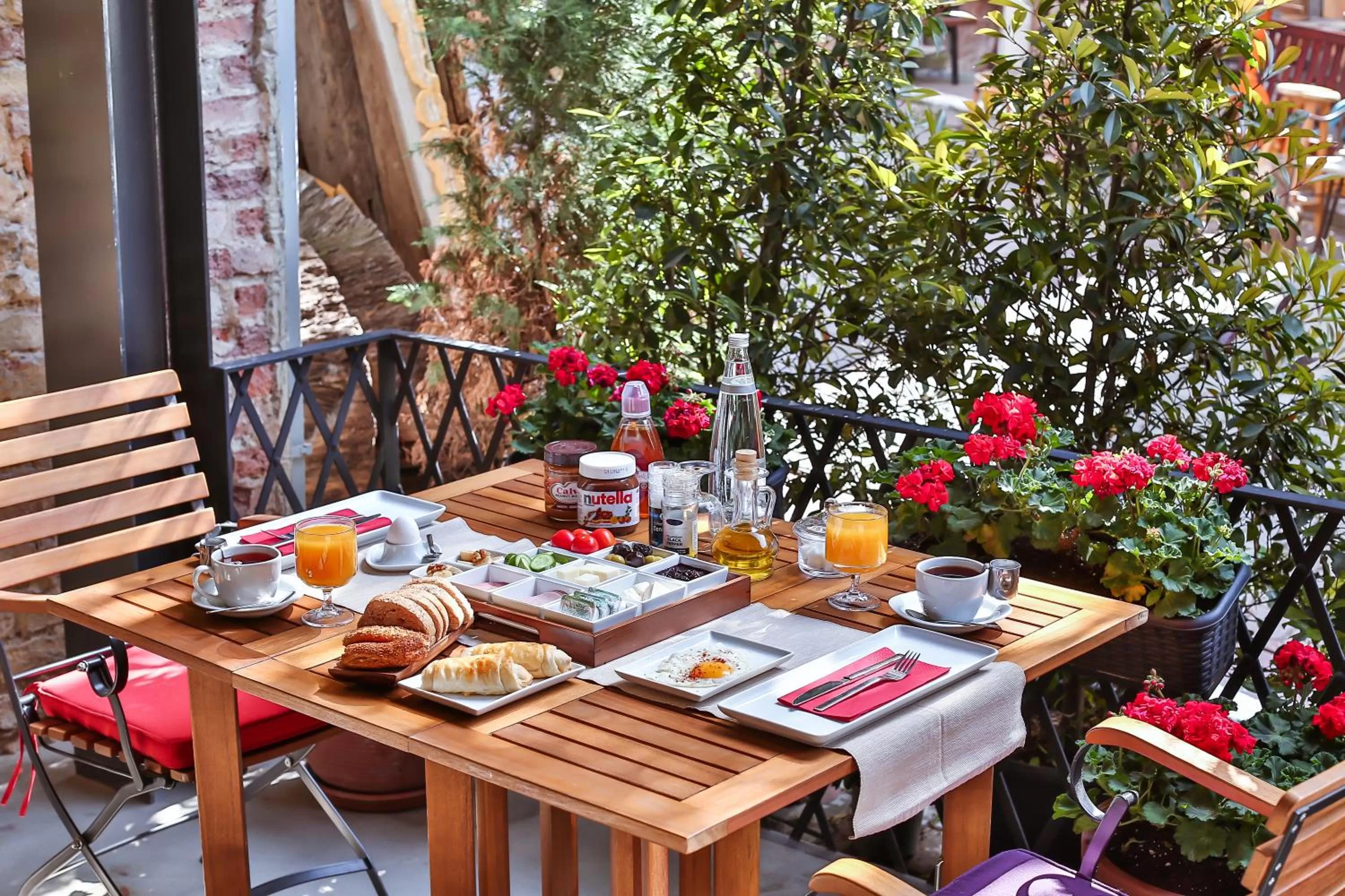 Restaurant/places to eat in Hammamhane Hotel