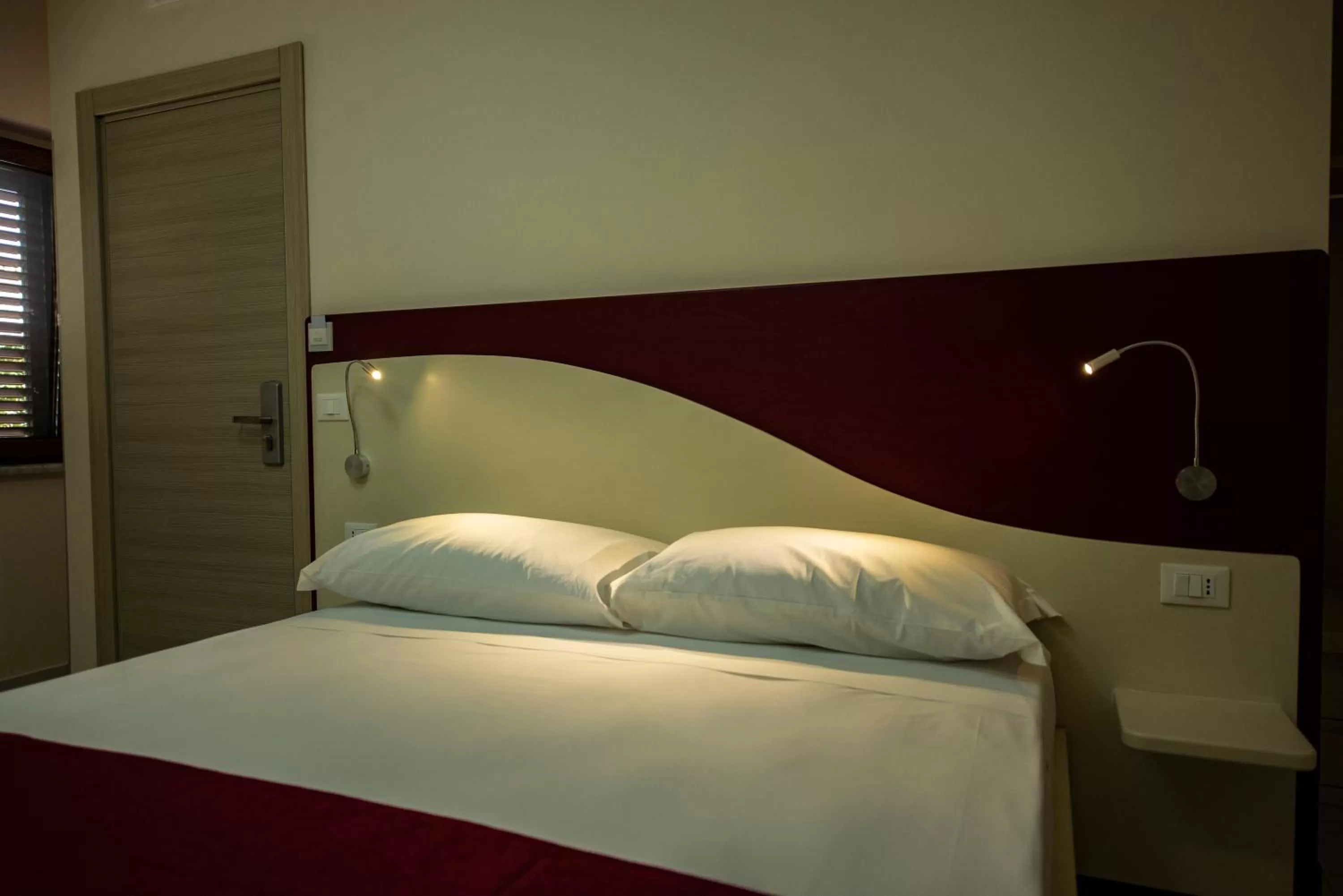 Bed in Aether Suites Tropea - Free Private Parking