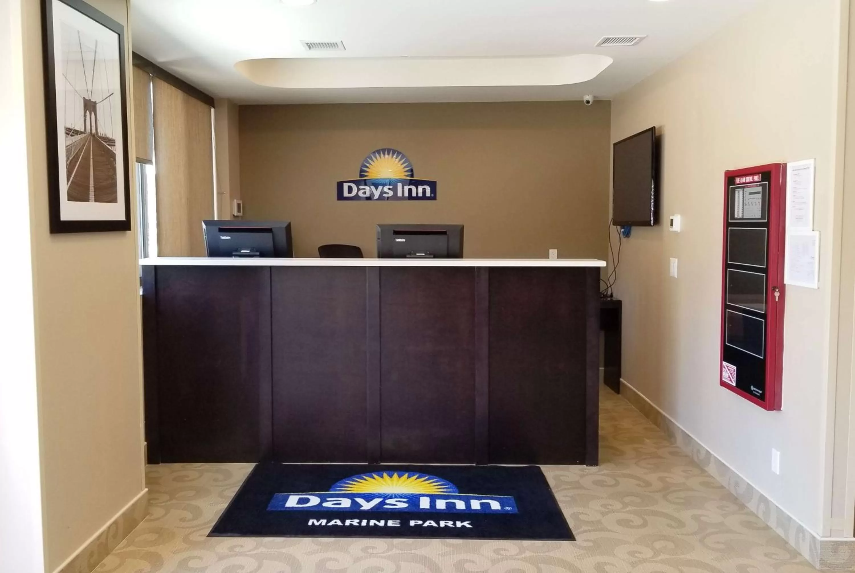 Lobby or reception in Days Inn by Wyndham Brooklyn Marine Park
