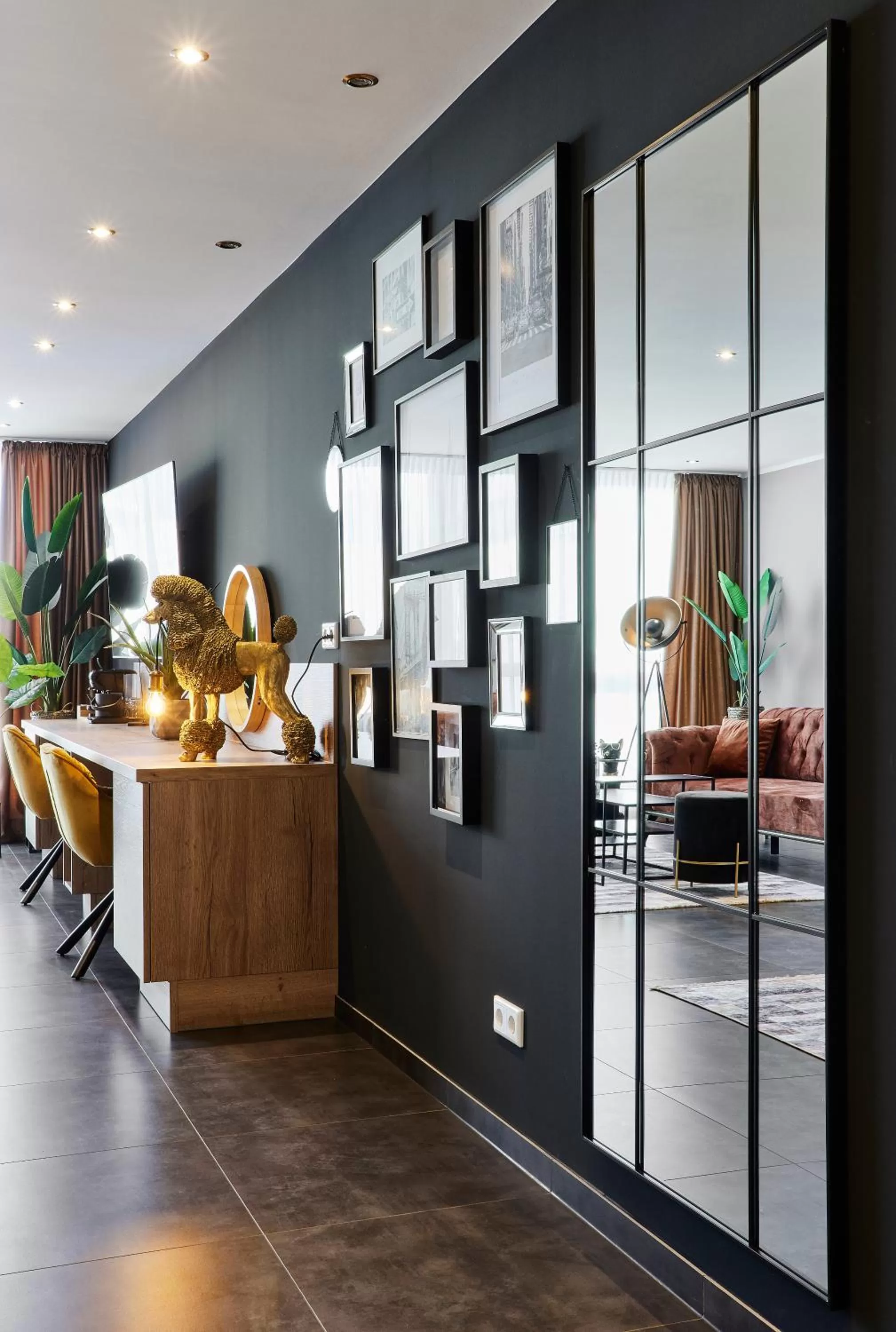 Photo of the whole room in MARRAM Suitehotel