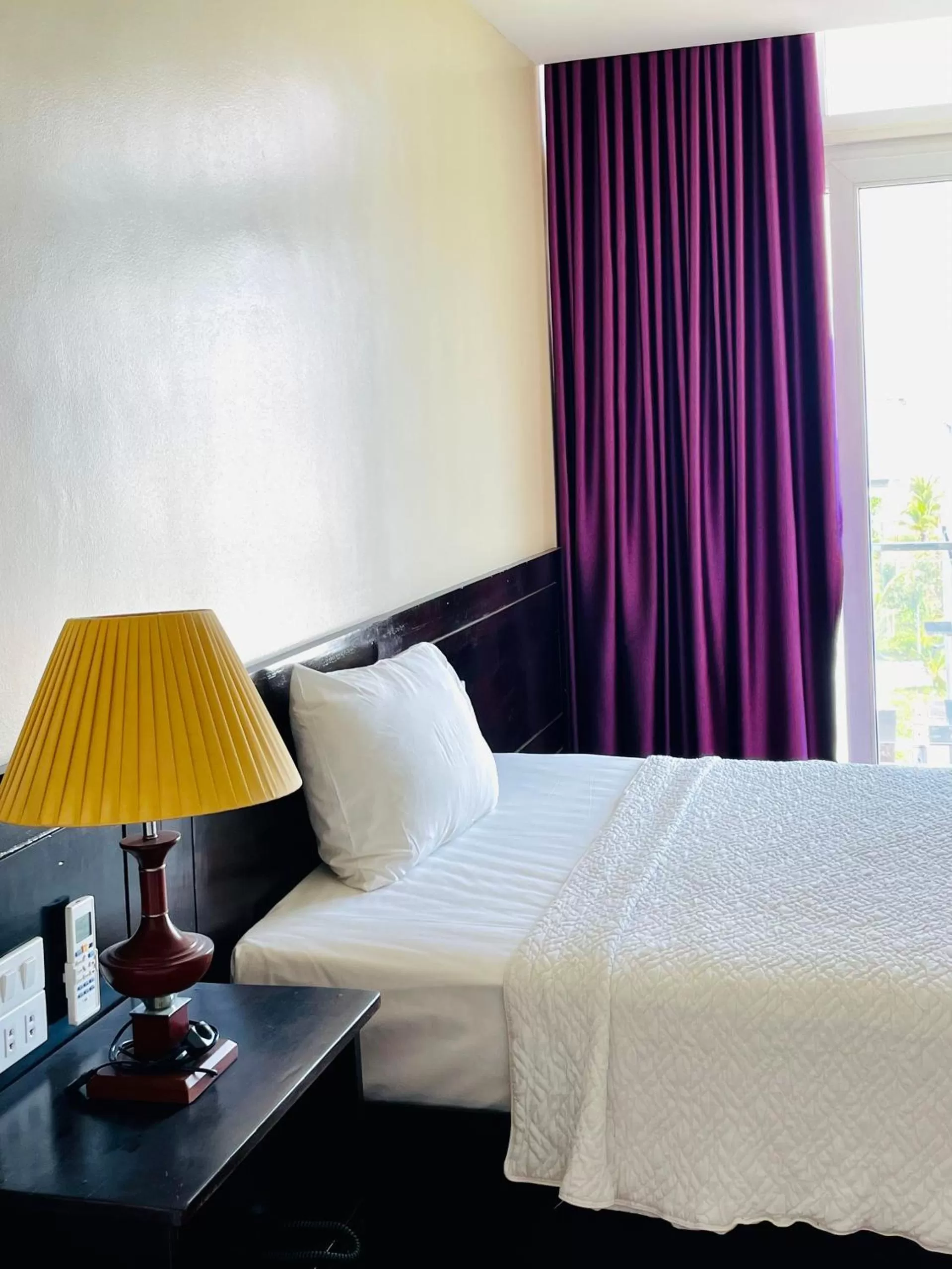 Bed in Tuan Chau Havana Hotel