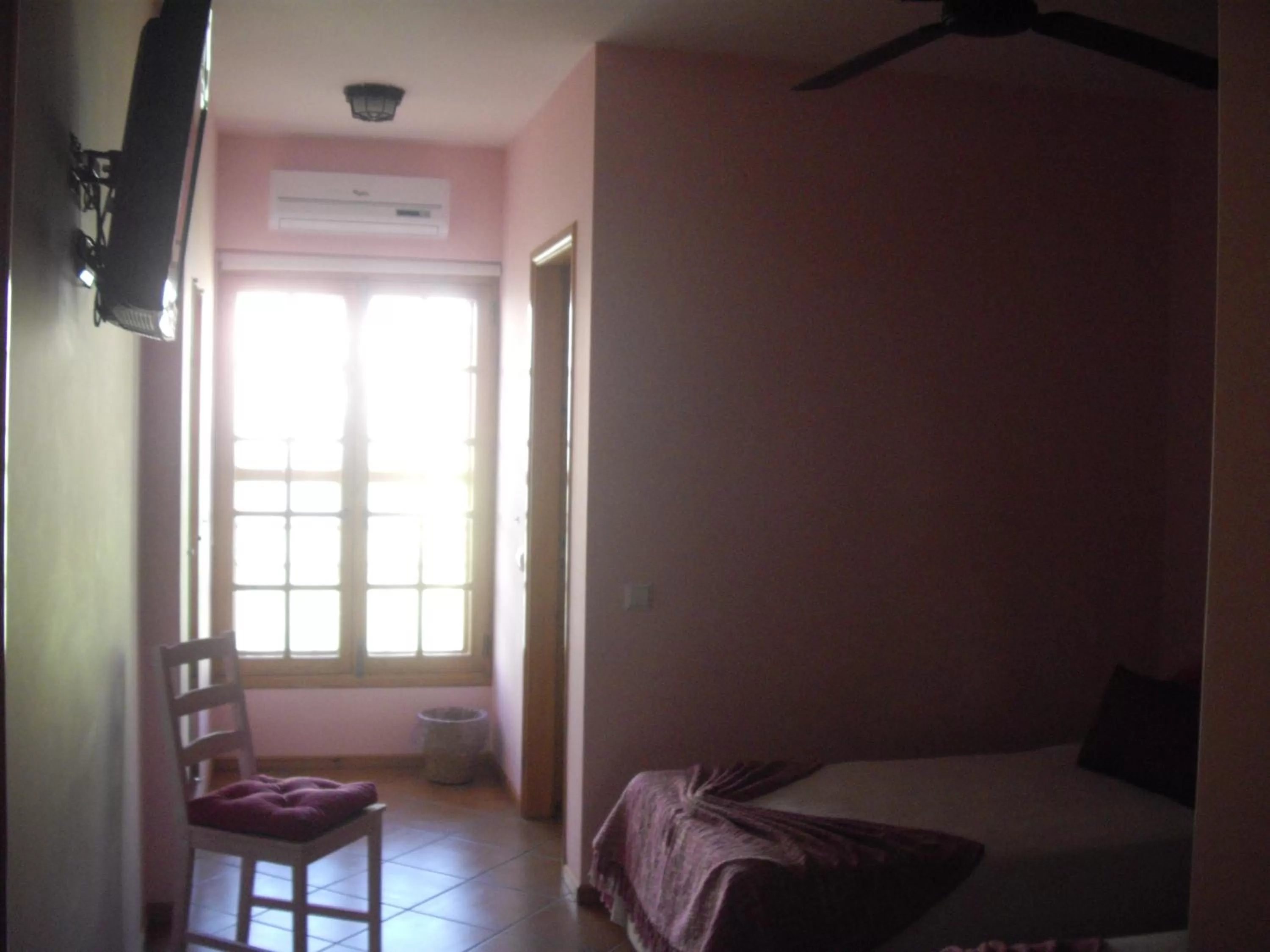 Photo of the whole room, Bed in Kira's Boutique Hotel