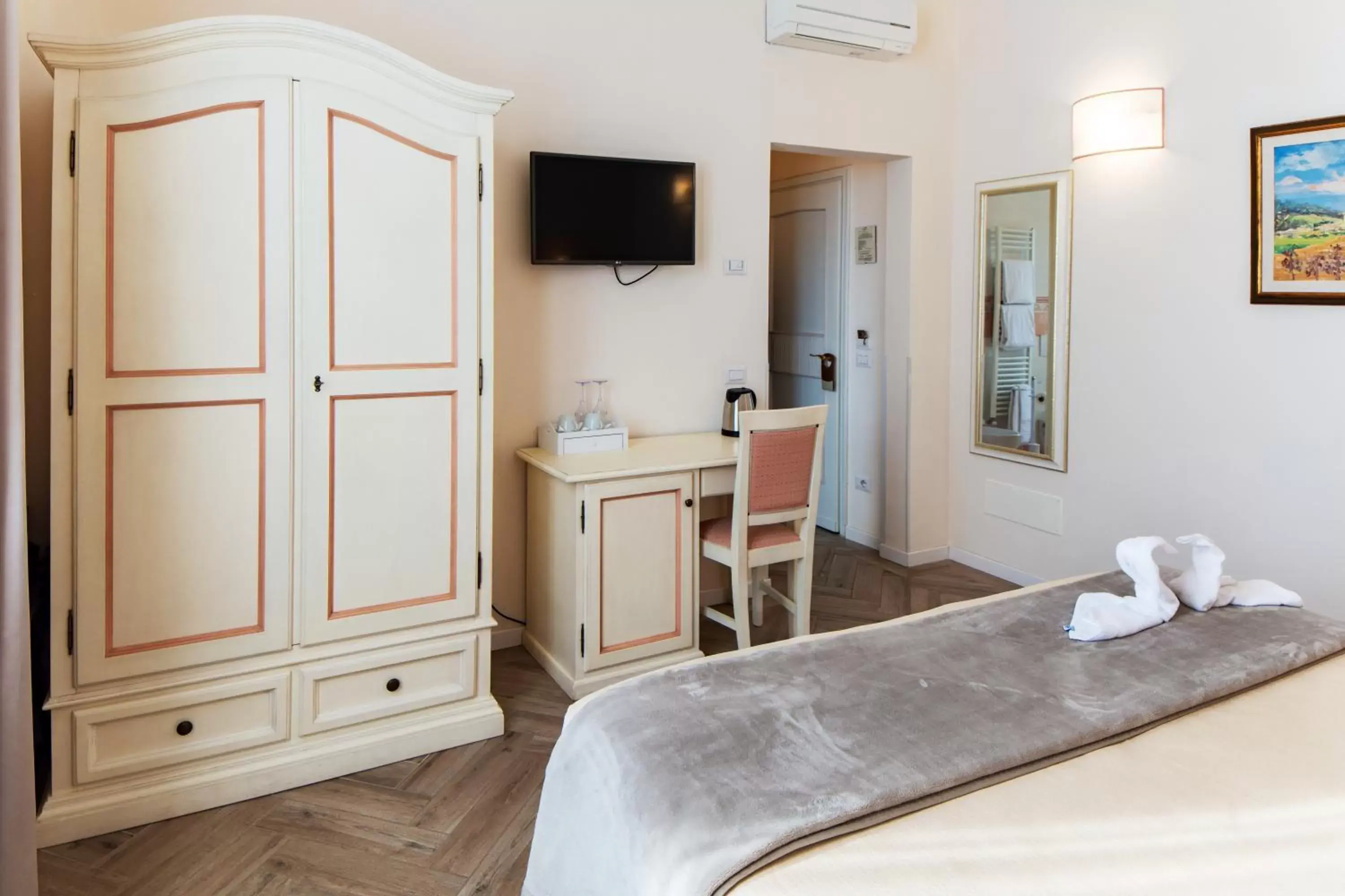 Double or Twin Room - single occupancy in Dimora Salviati Double or Twin Room - single occupancy in Dimora Salviati