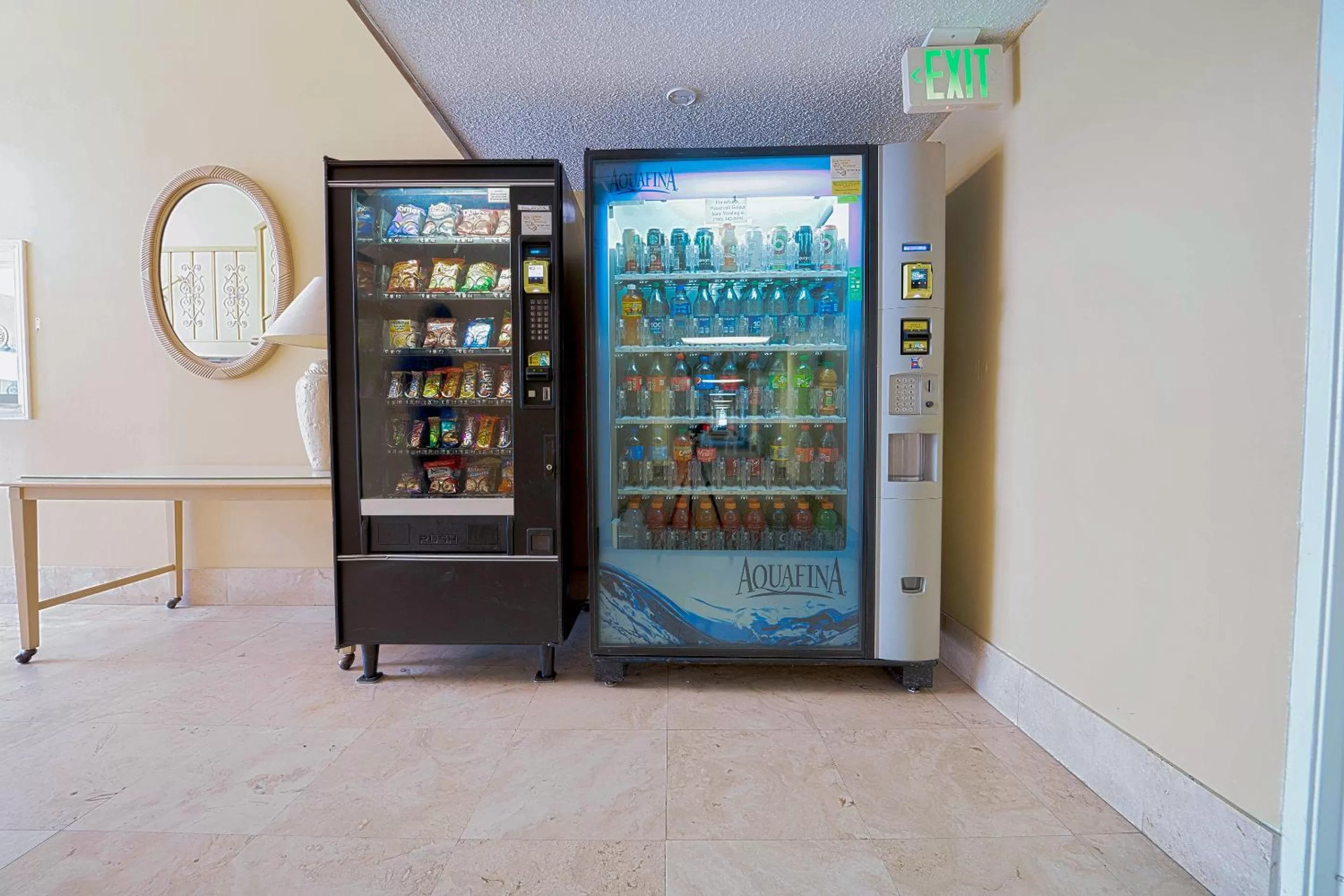 vending machine in Royal Plaza Inn