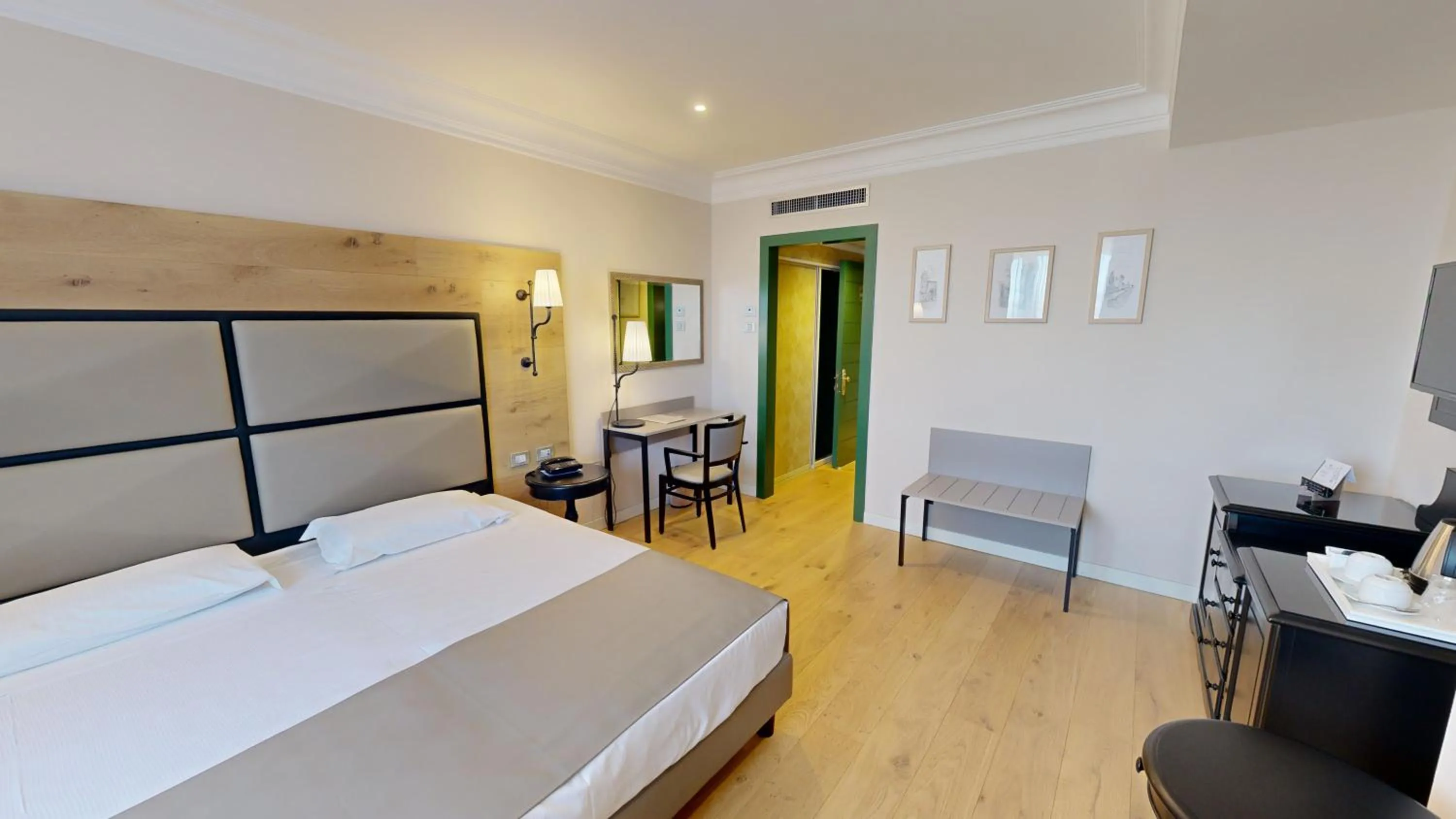 Photo of the whole room, Bed in Relais La Fattoria