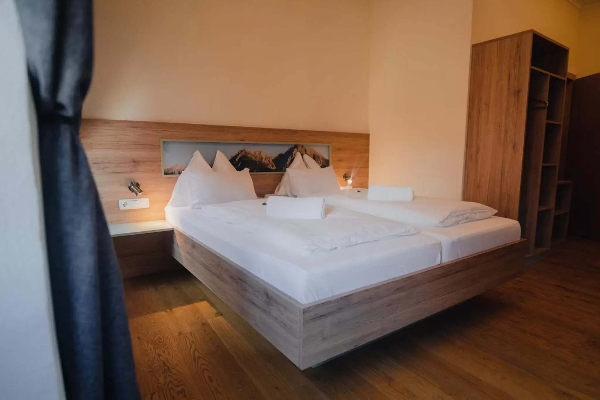 Quadruple Room in Hotel Restaurant DAS RÖSSL Quadruple Room in Hotel Restaurant DAS RÖSSL