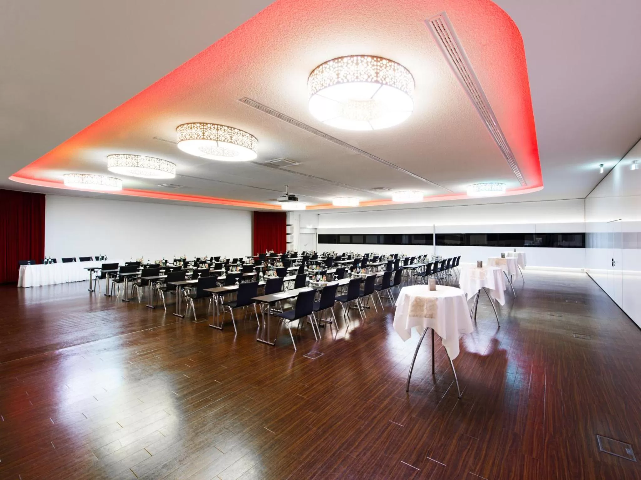 Business facilities in DORMERO Hotel Hannover