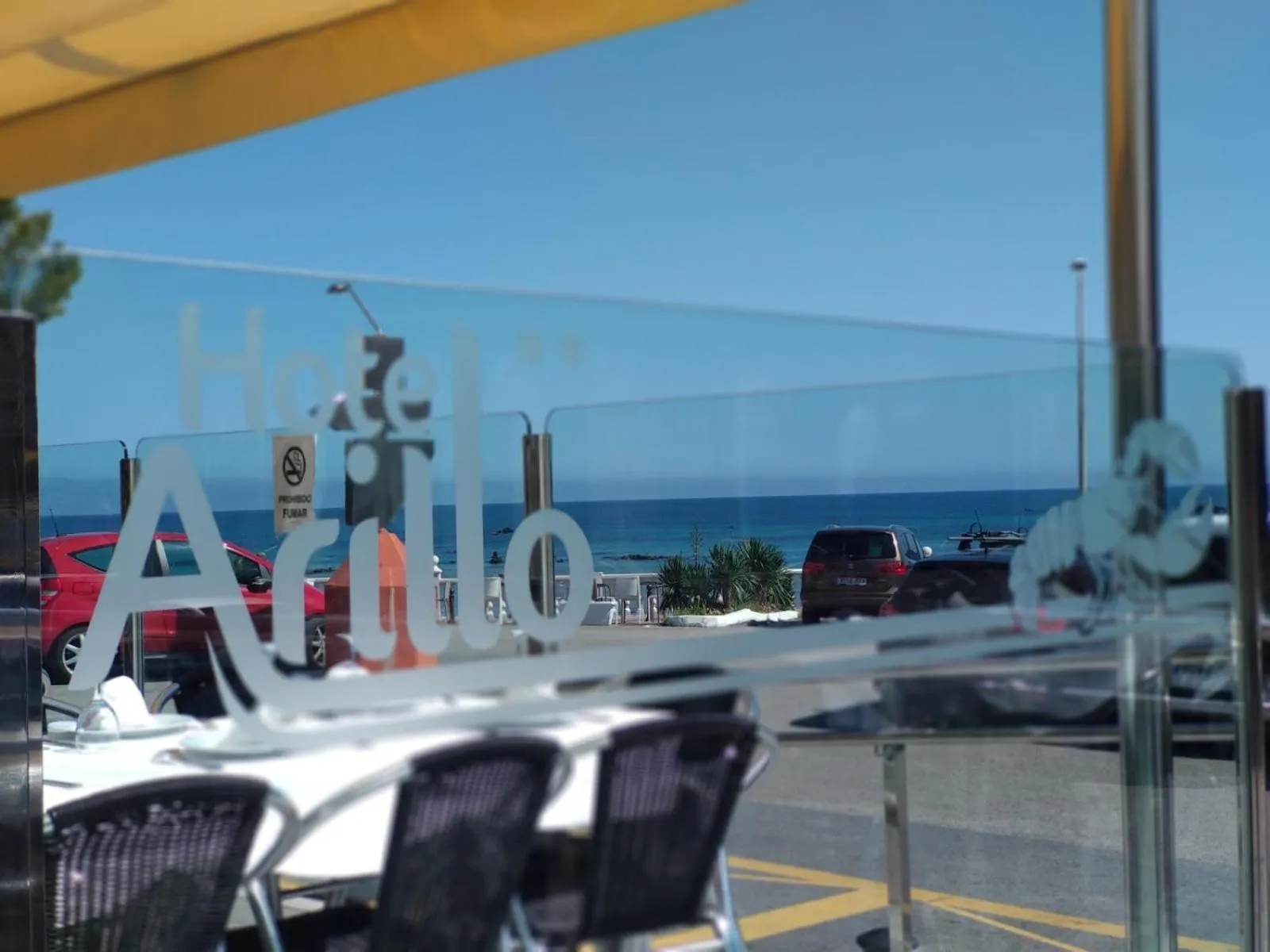 Restaurant/places to eat in Hotel Arillo