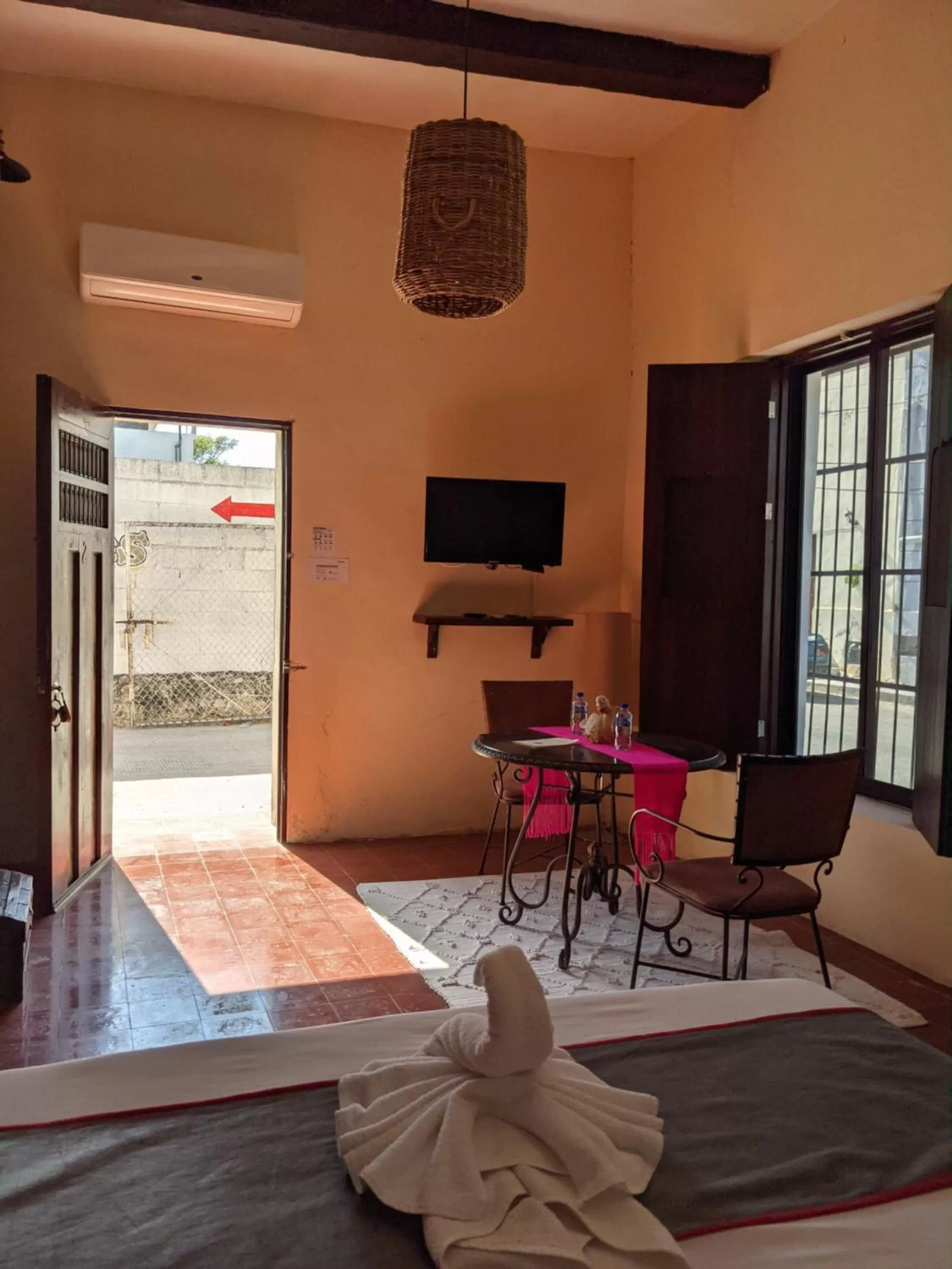 Bed in Casa Aluxes Hotel