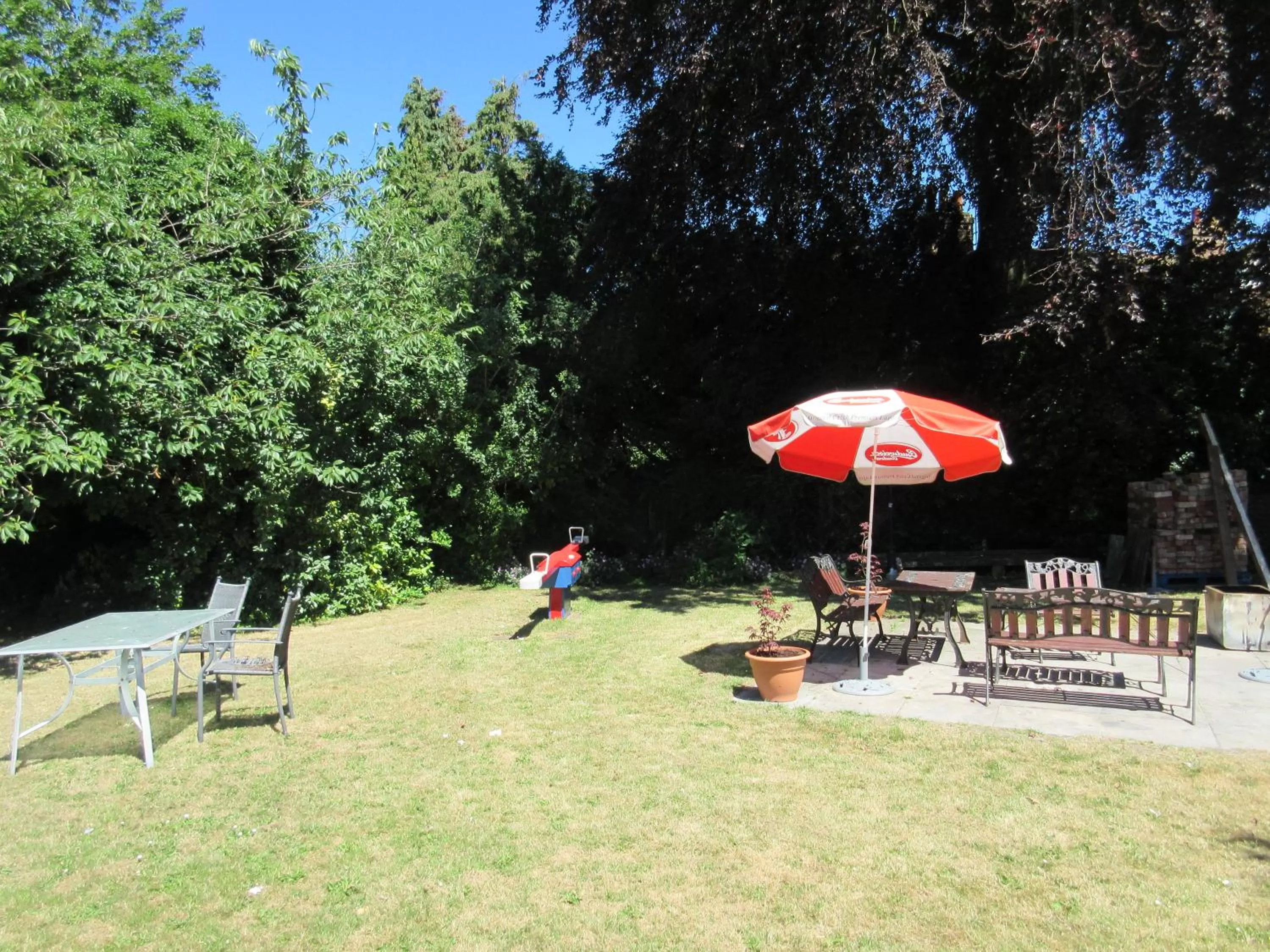 Garden in Anchor House 2 East Street Alford Lincolnshire LN13 9EQ