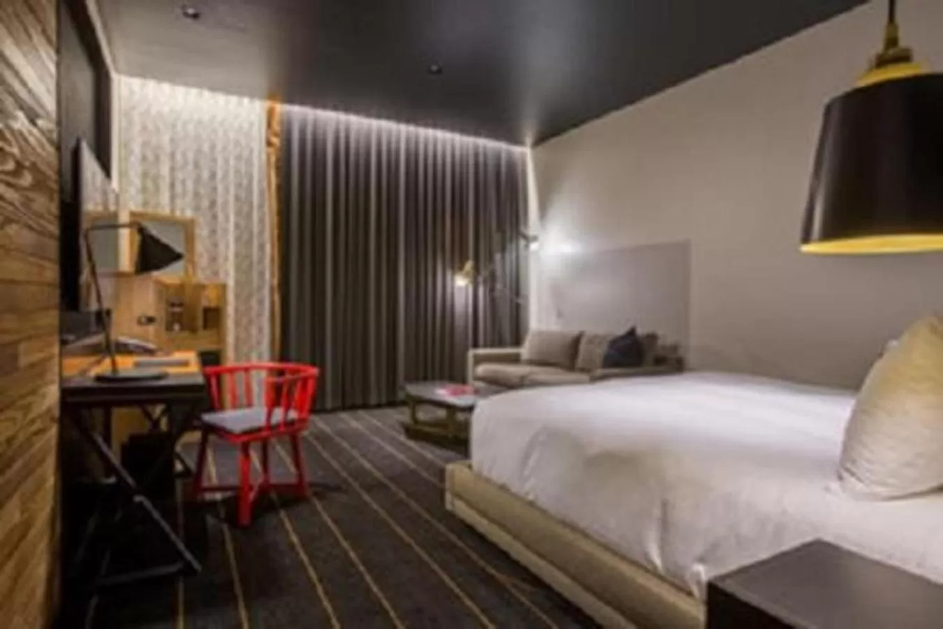 Photo of the whole room, Bed in The George, by Valencia Hotel Collection