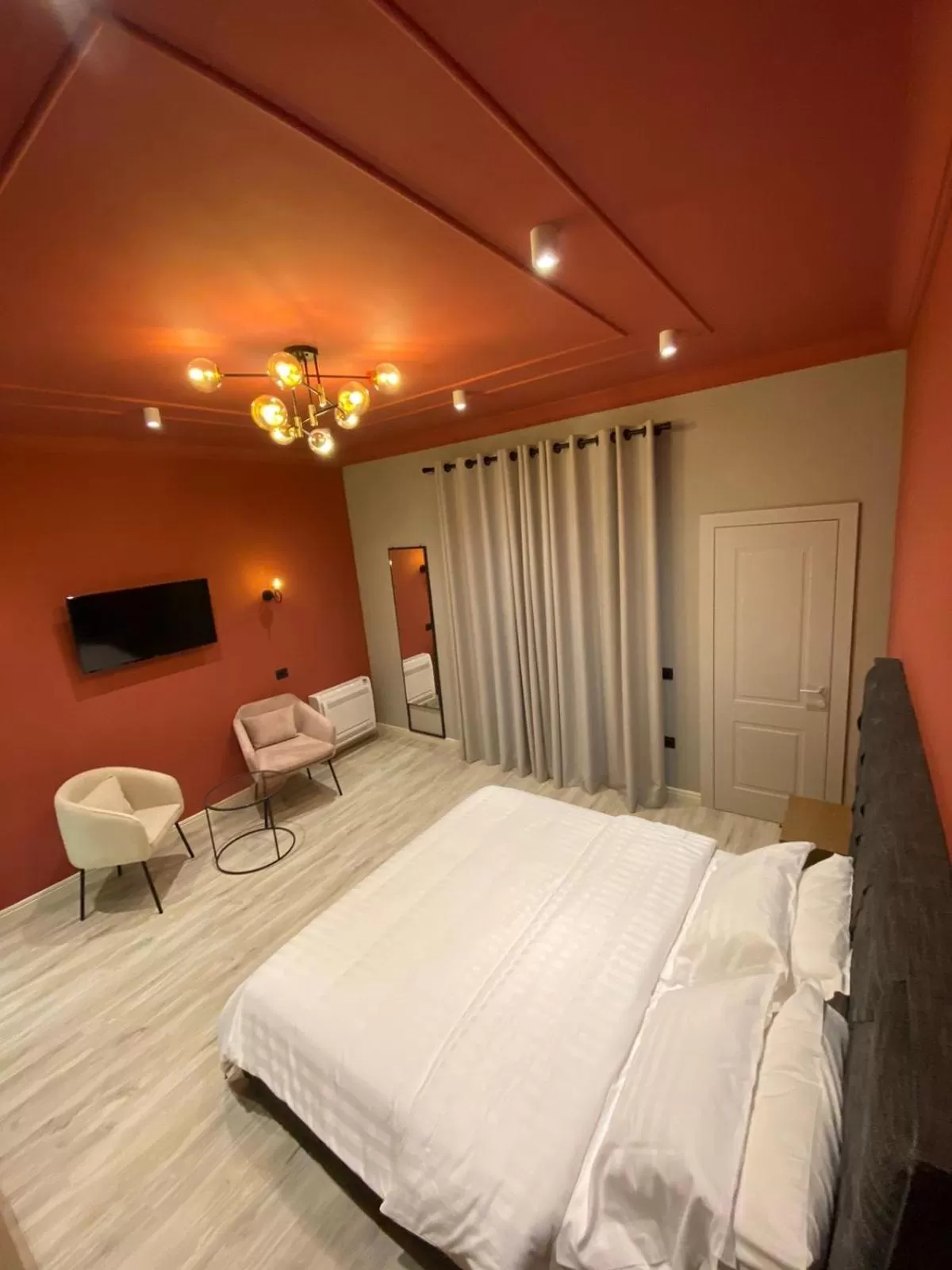 Photo of the whole room, Bed in Ardenica Boutique Hotel