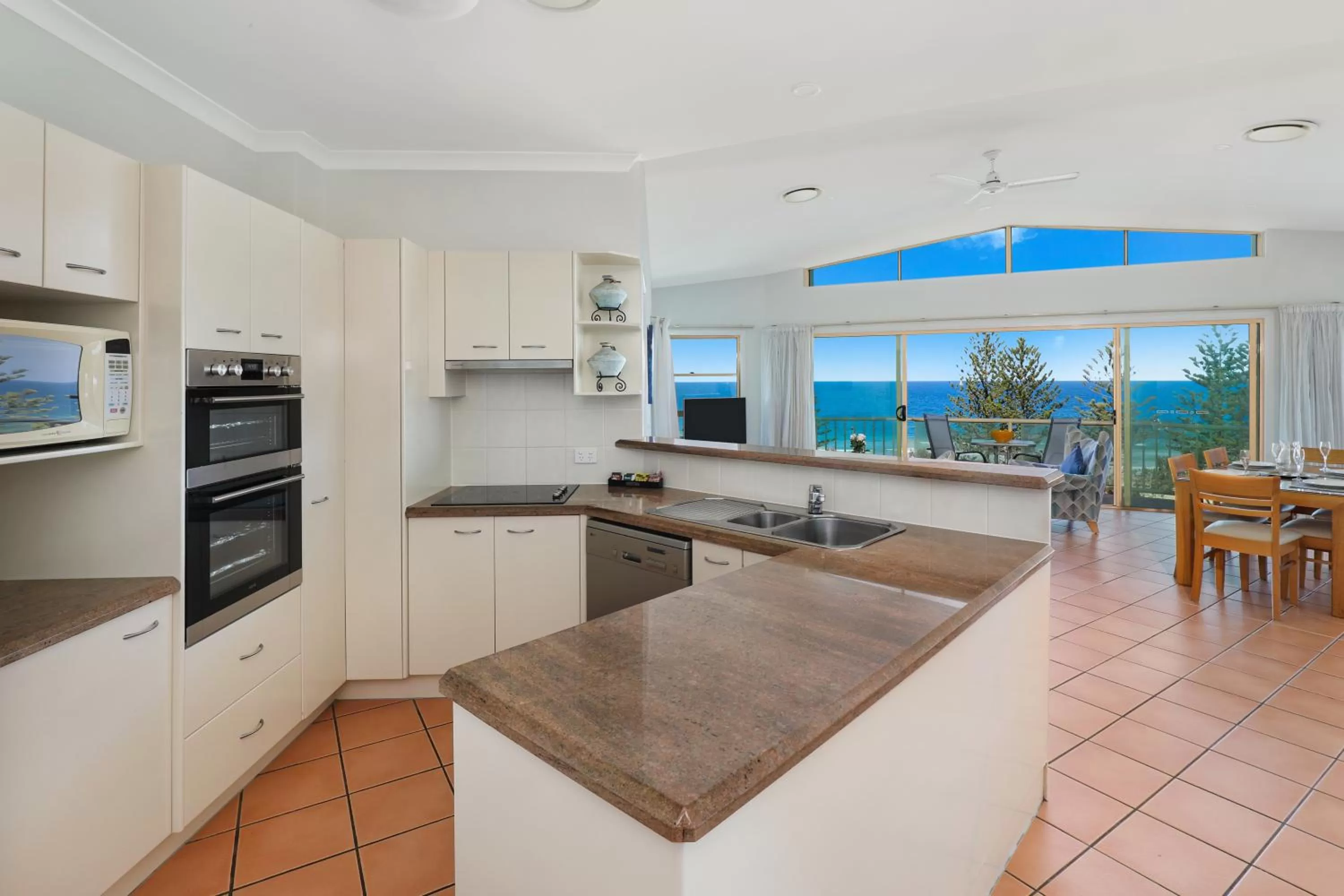 Kitchen or kitchenette in Alex Seaside Resort