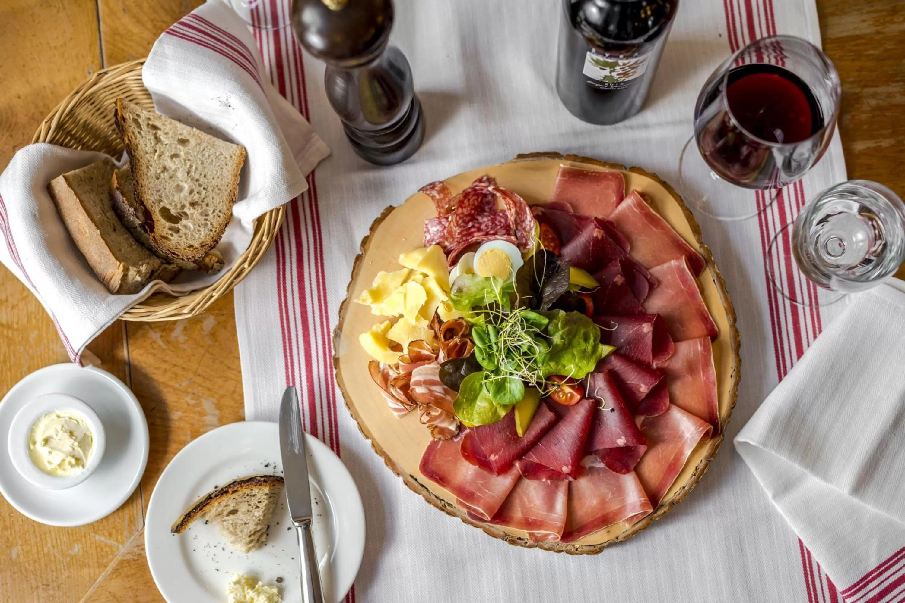 Restaurant/places to eat in Hotel Rebstock