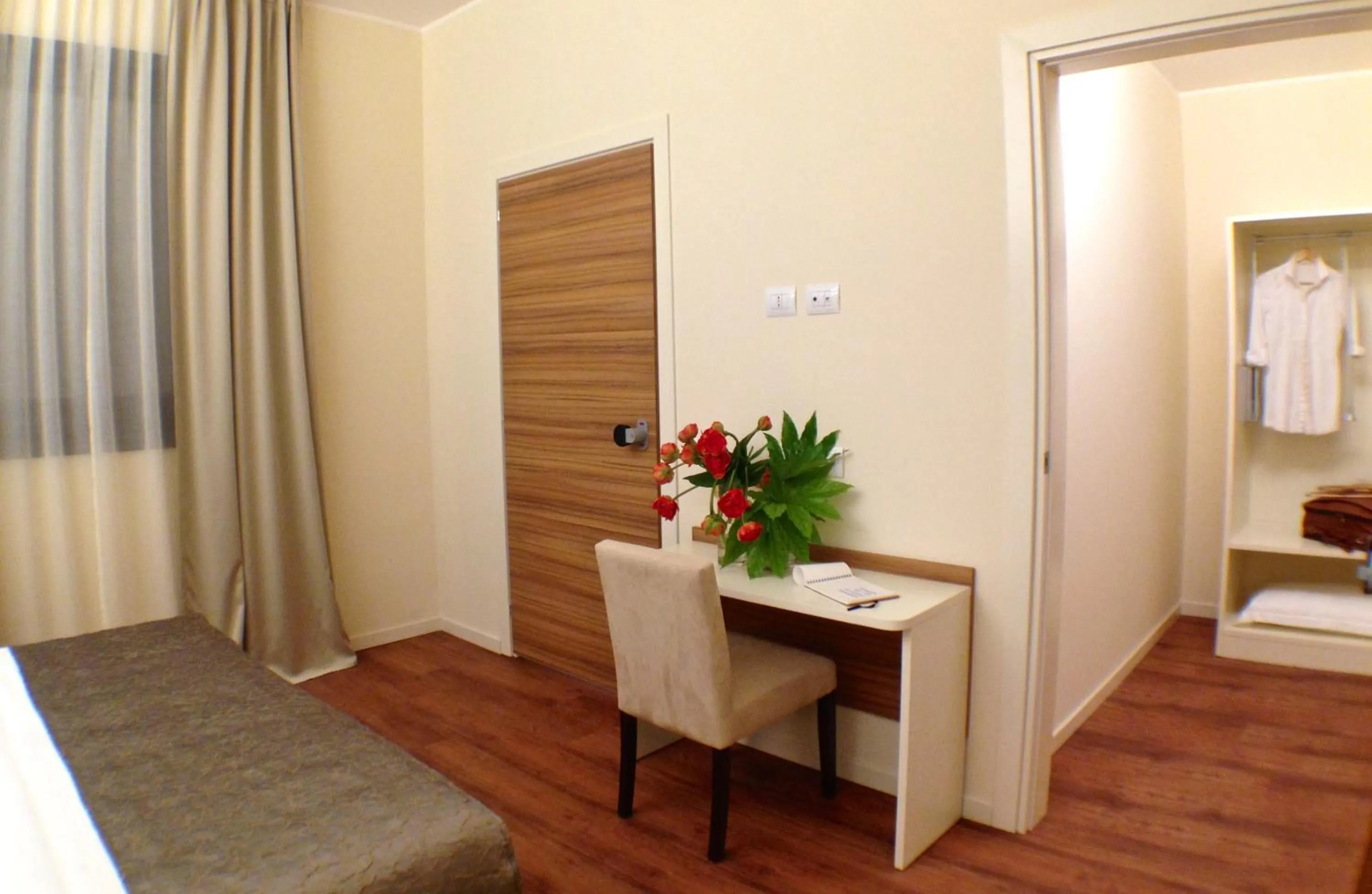 Shower in Hotel Forum