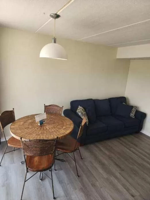 Seating Area in Yankee Clipper Resort Motel