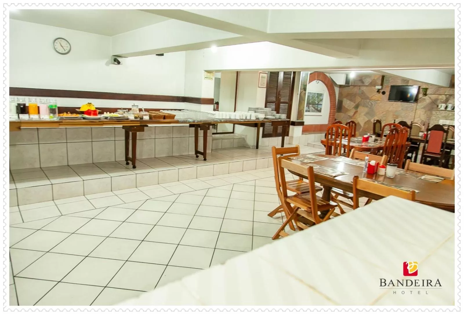 Breakfast, Restaurant/Places to Eat in Bandeira Hotel