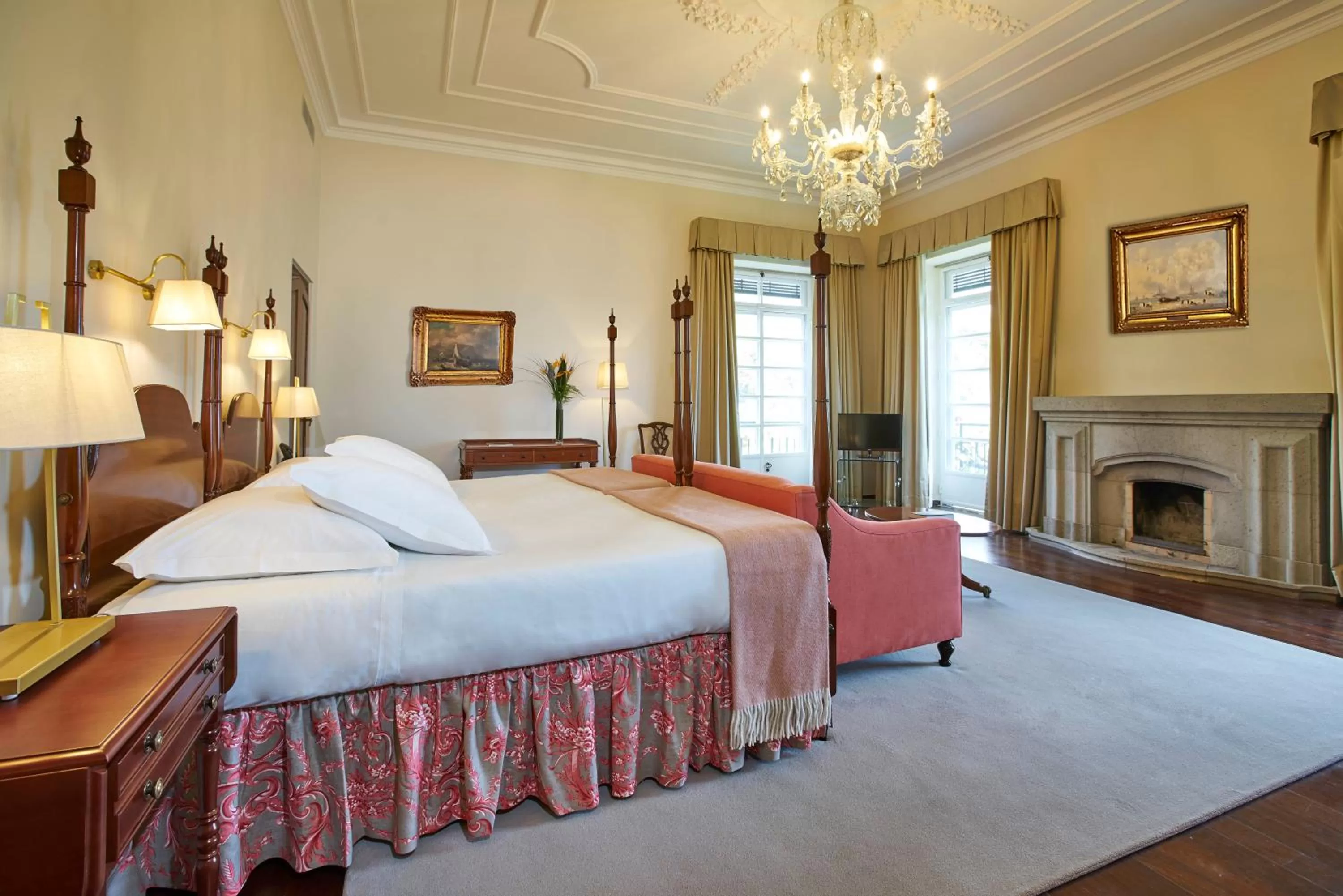 Bed in Quinta da Casa Branca - Small Luxury Hotels of the World