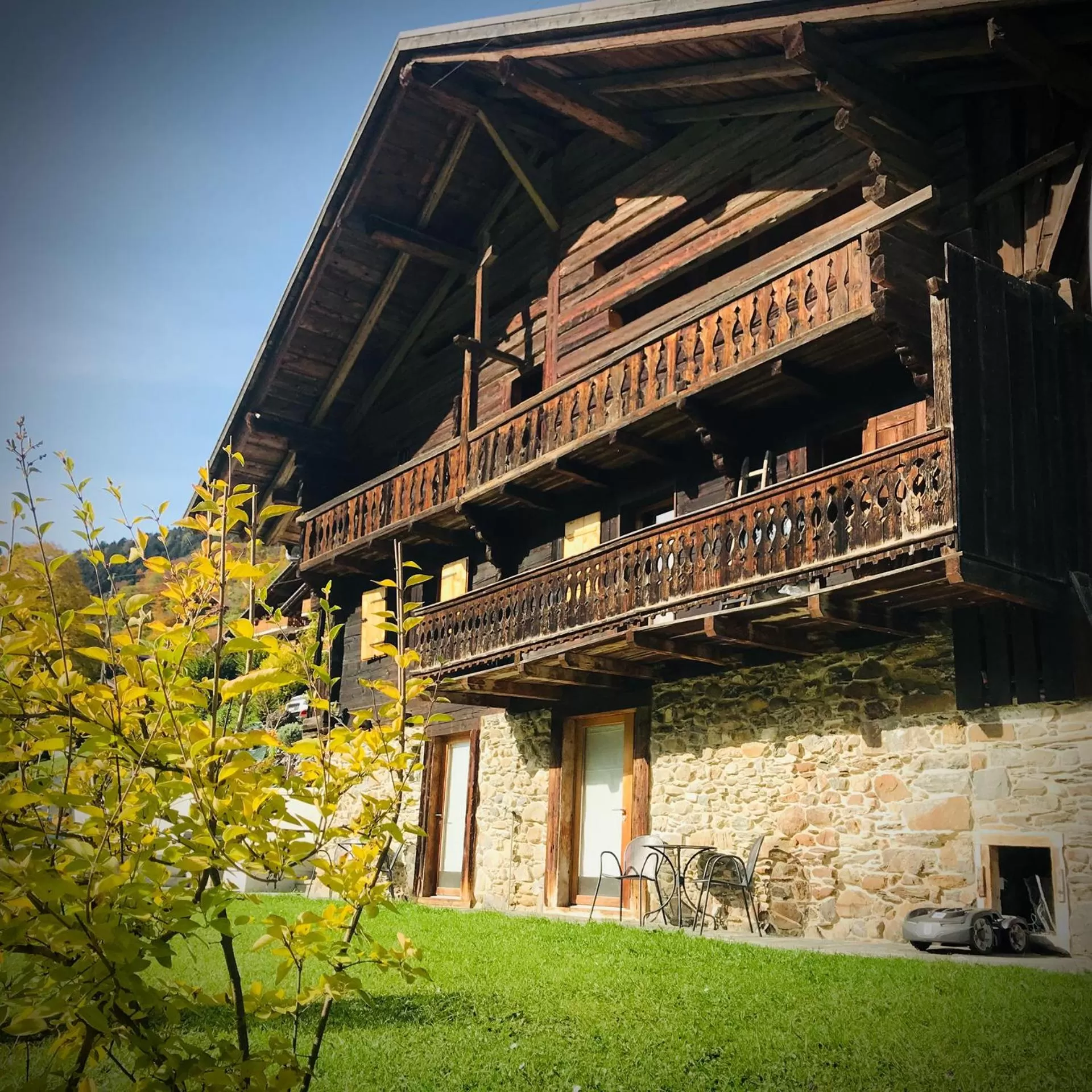 Property building in Le 30