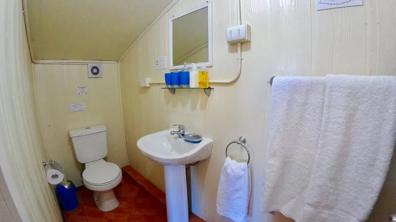 Bathroom in Hostal Triwe