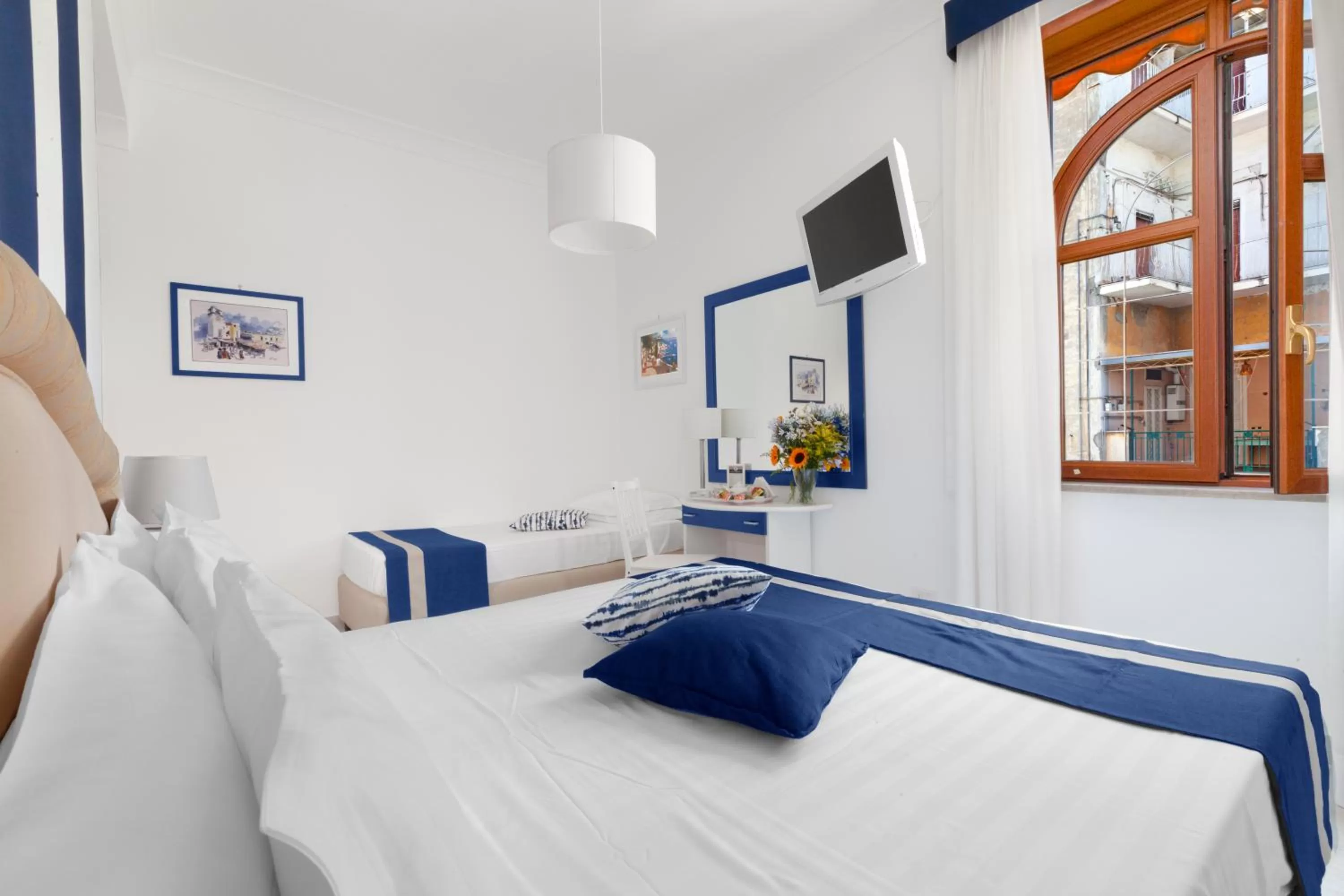 Bed in Hotel Herculaneum