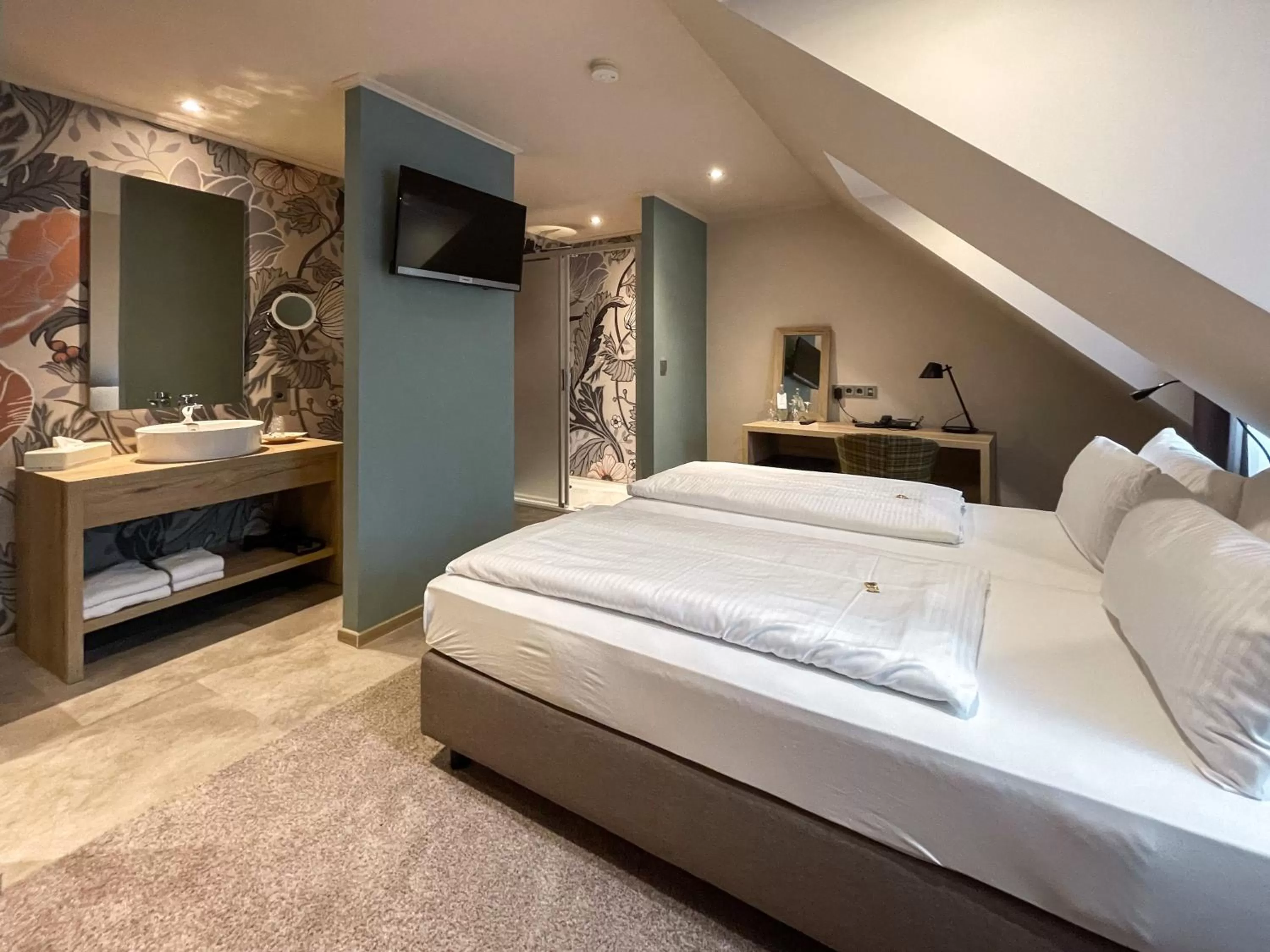 Bed in Hotel Germania