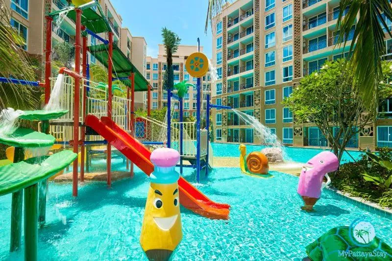 Atlantis Condo & Water Park Pattaya By the Sea