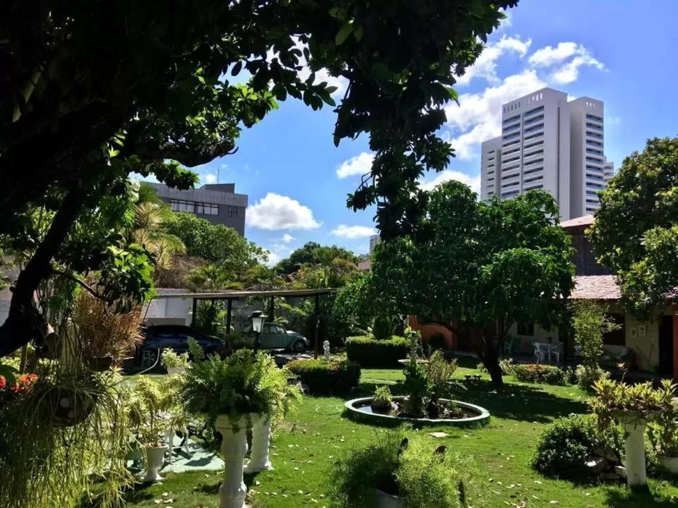 Property Building in Hotel Jardim