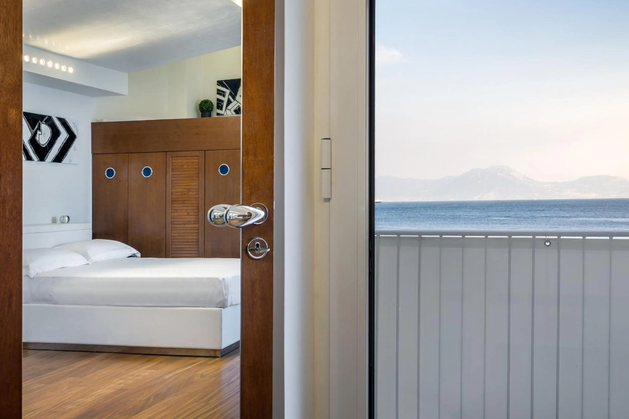 Bedroom in LHP Suite Posillipo