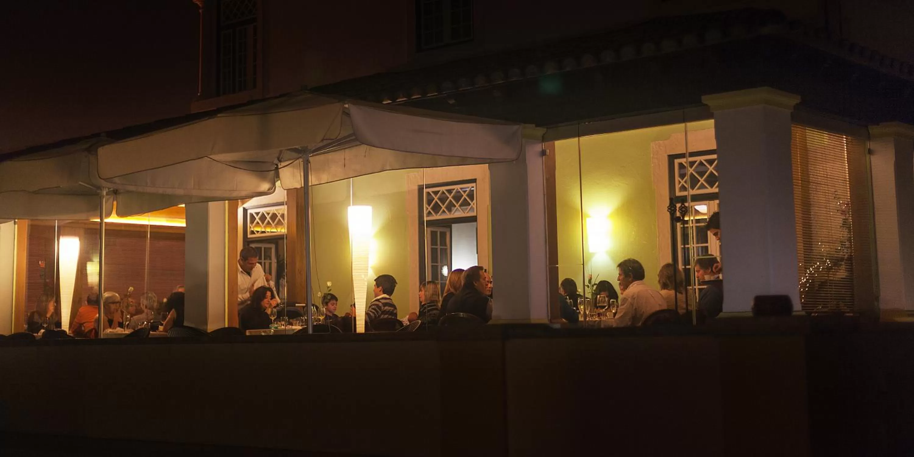 Restaurant/places to eat in Hotel Lusitano