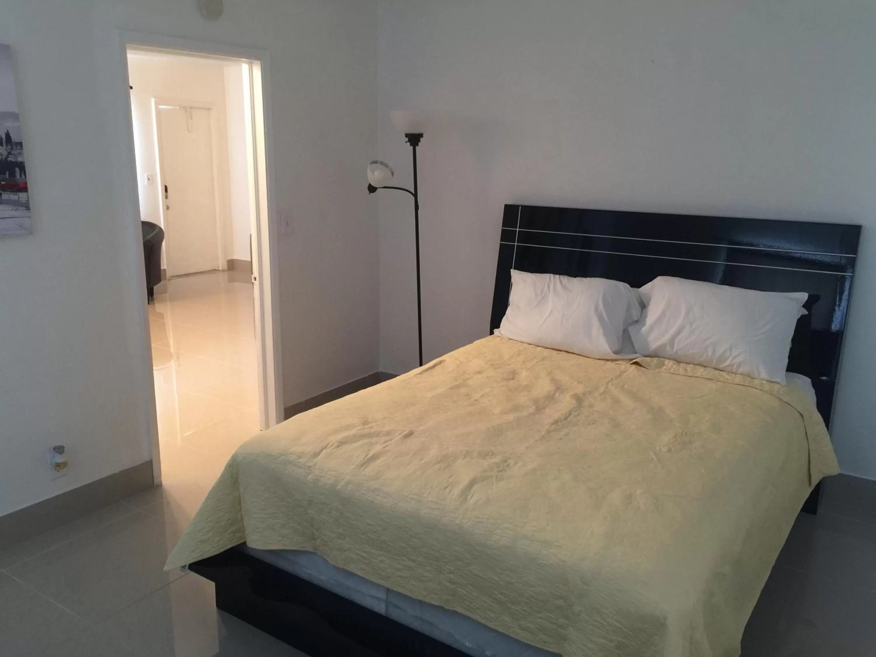 Bedroom, Bed in Pelican By The Sea