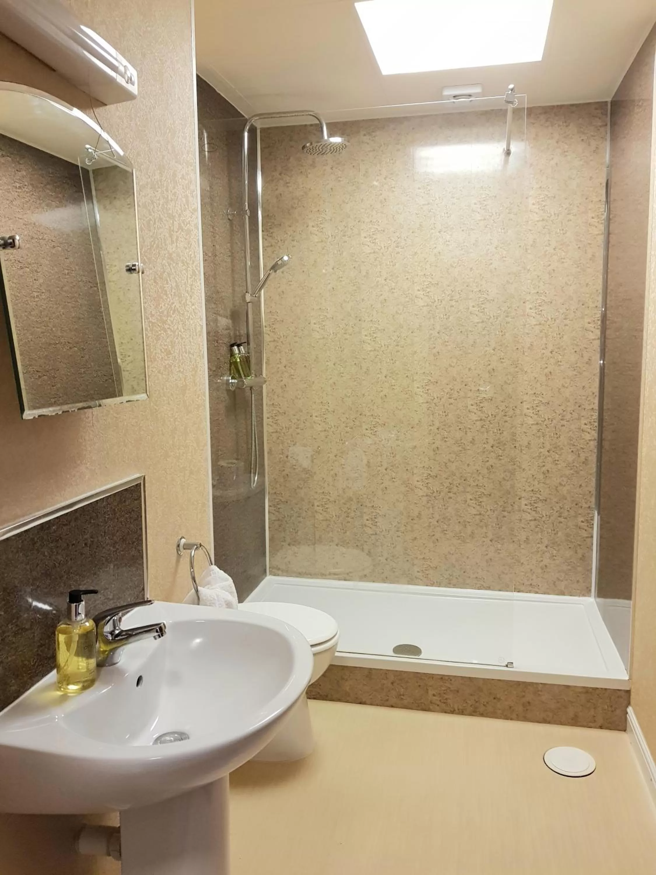 Bathroom in The Chetwynde Hotel