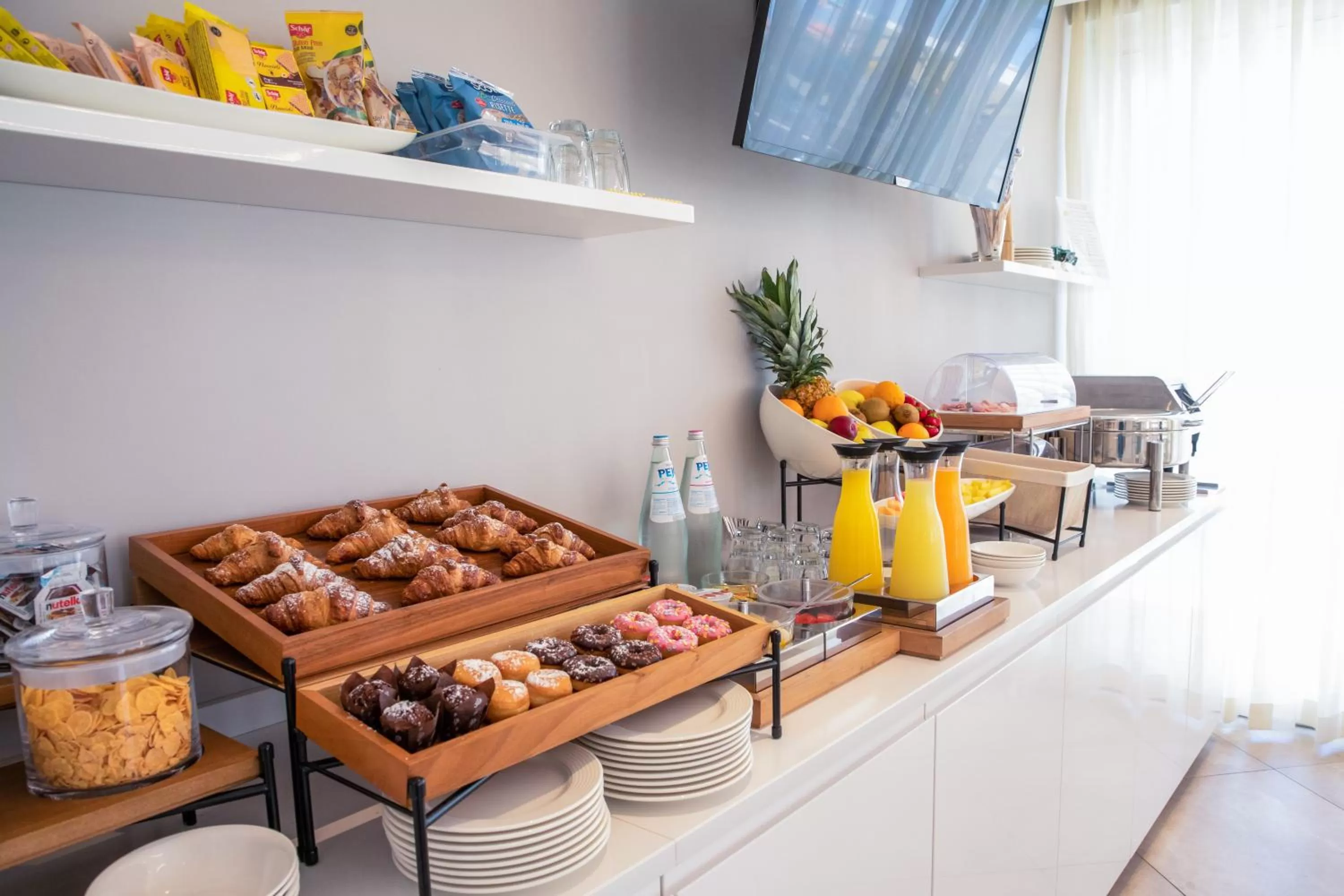 Breakfast in Hotel Baby