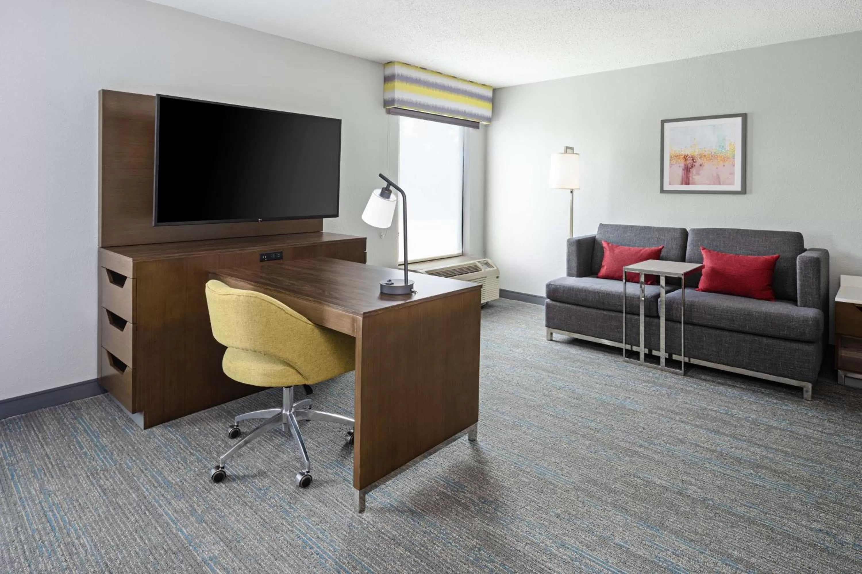 Bedroom in Hampton Inn Richmond/Midlothian Turnpike