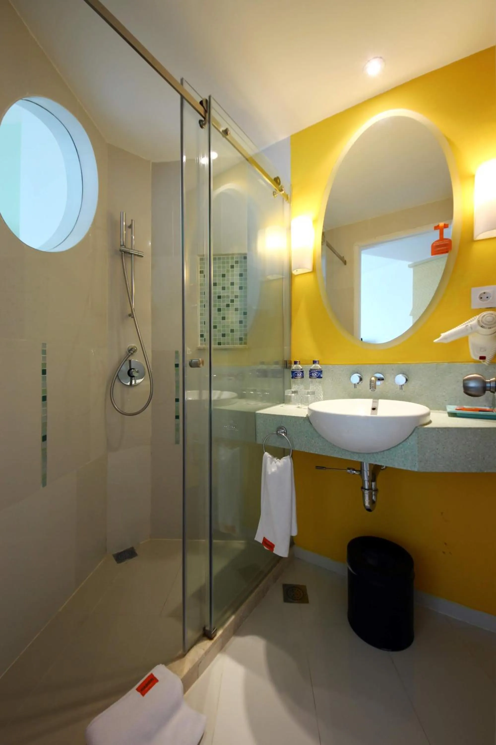 Bathroom in HARRIS Hotel & Convention Festival Citylink Bandung