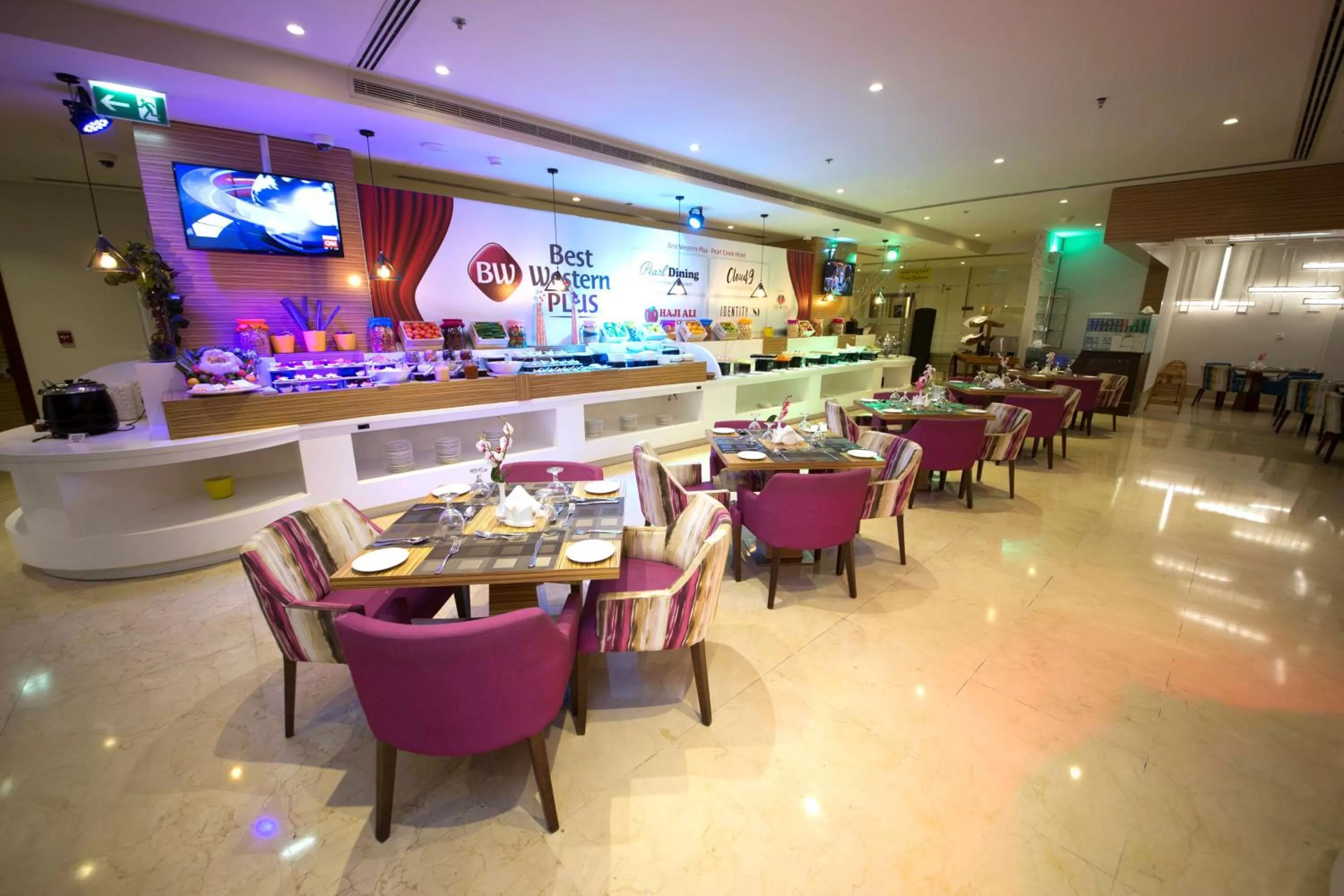 Restaurant/places to eat in Best Western Plus Pearl Creek