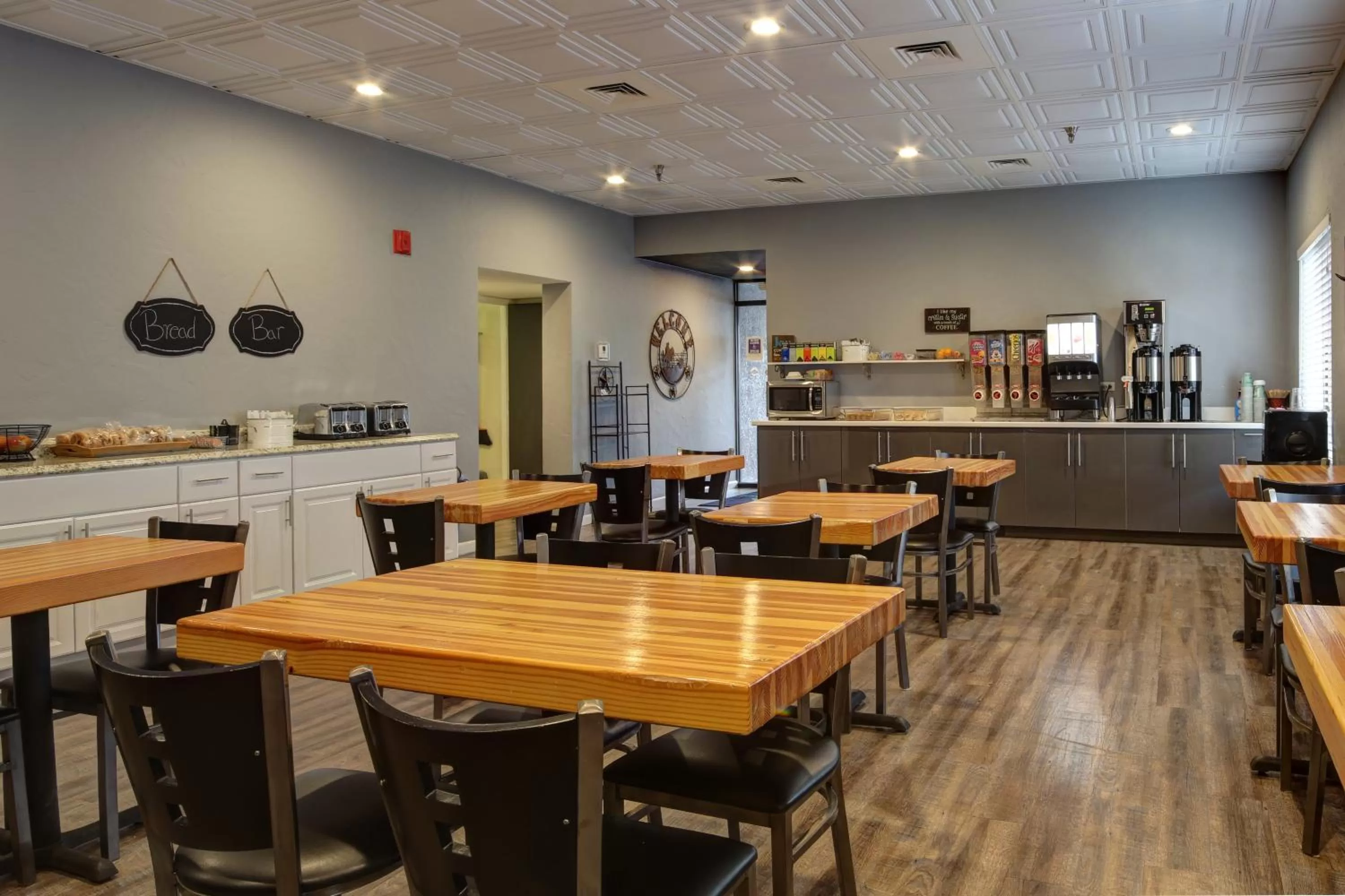 Breakfast in GreenTree Inn Prescott Valley