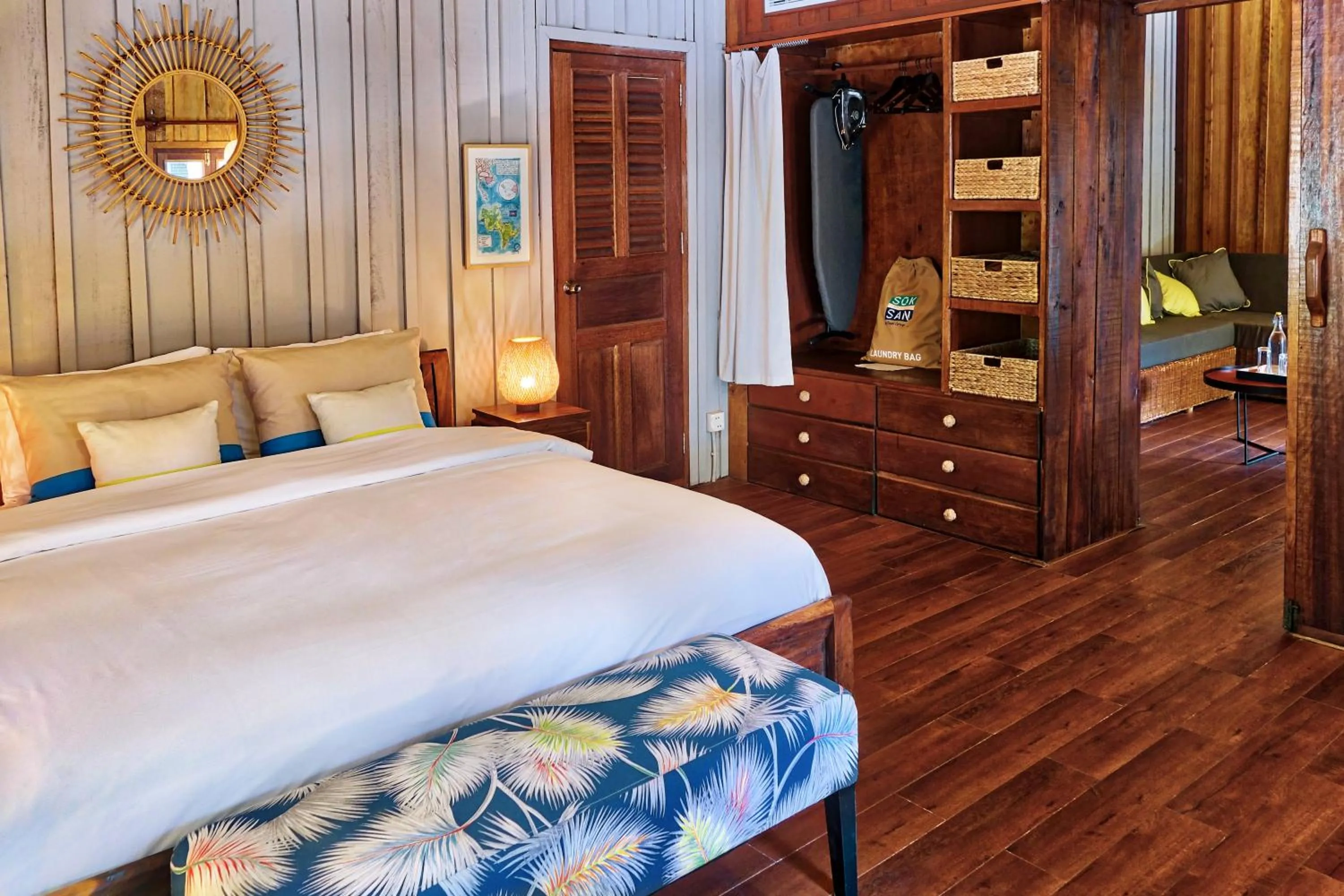 Living room, Bed in Sok San Beach Resort